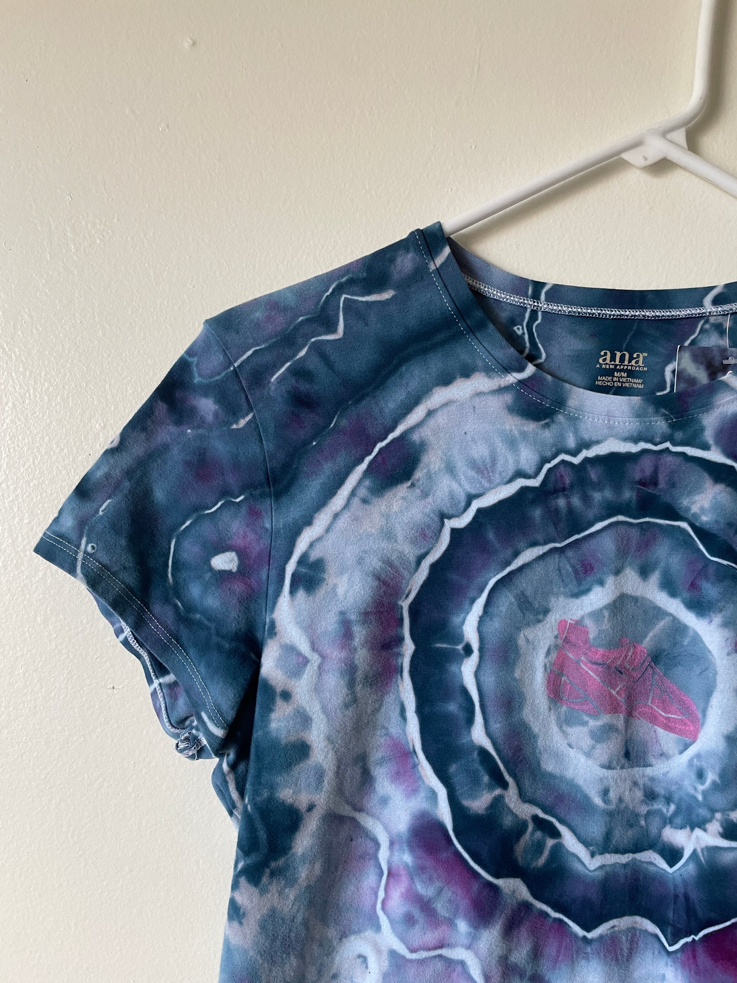 Medium Women's Climbing Shoe Handmade Tie Dye T-Shirt | One-Of-a-Kind Upcycled Blue and Purple Geode Short Sleeve Shirt