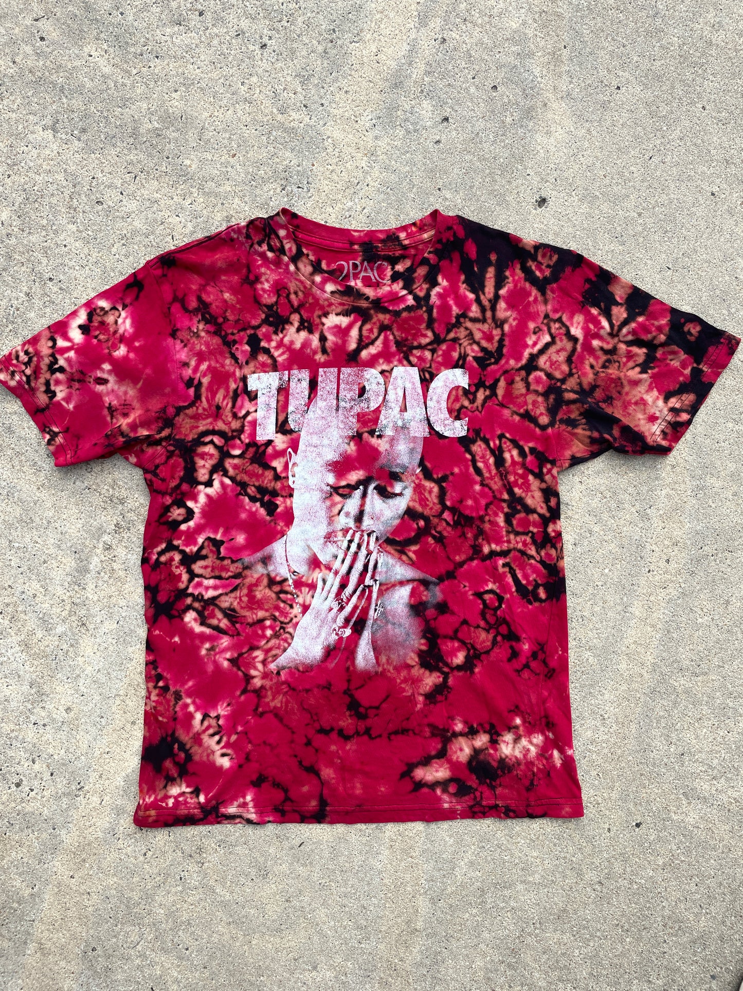 Tupac Shakur Red and Black Short Sleeve Tie Dye T-Shirt | Men's Medium