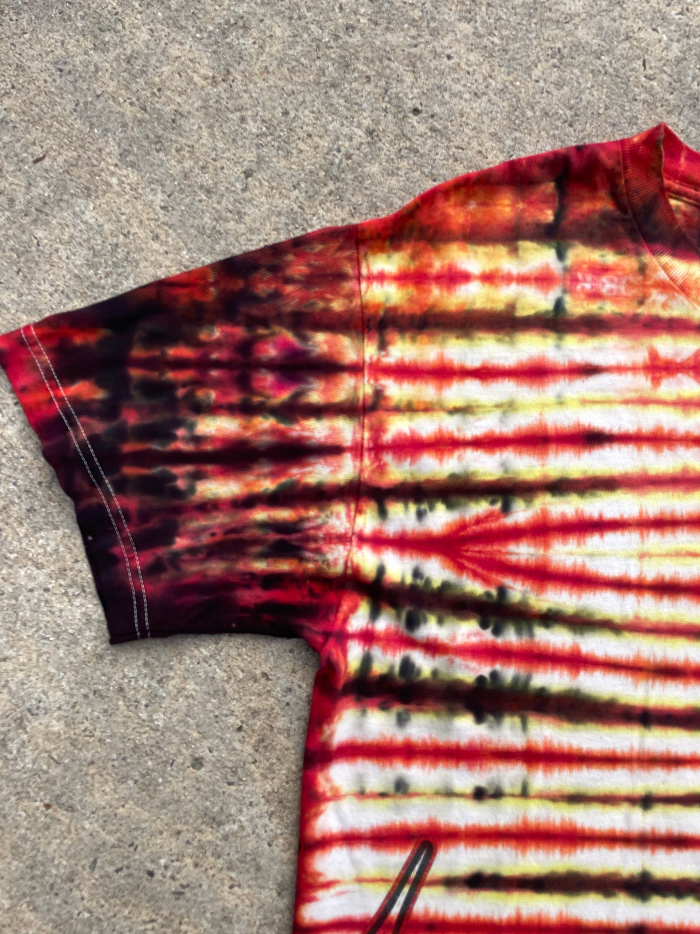 Metal Mulisha Red, Black, and White Short Sleeve Tie Dye T-Shirt | Men's Large