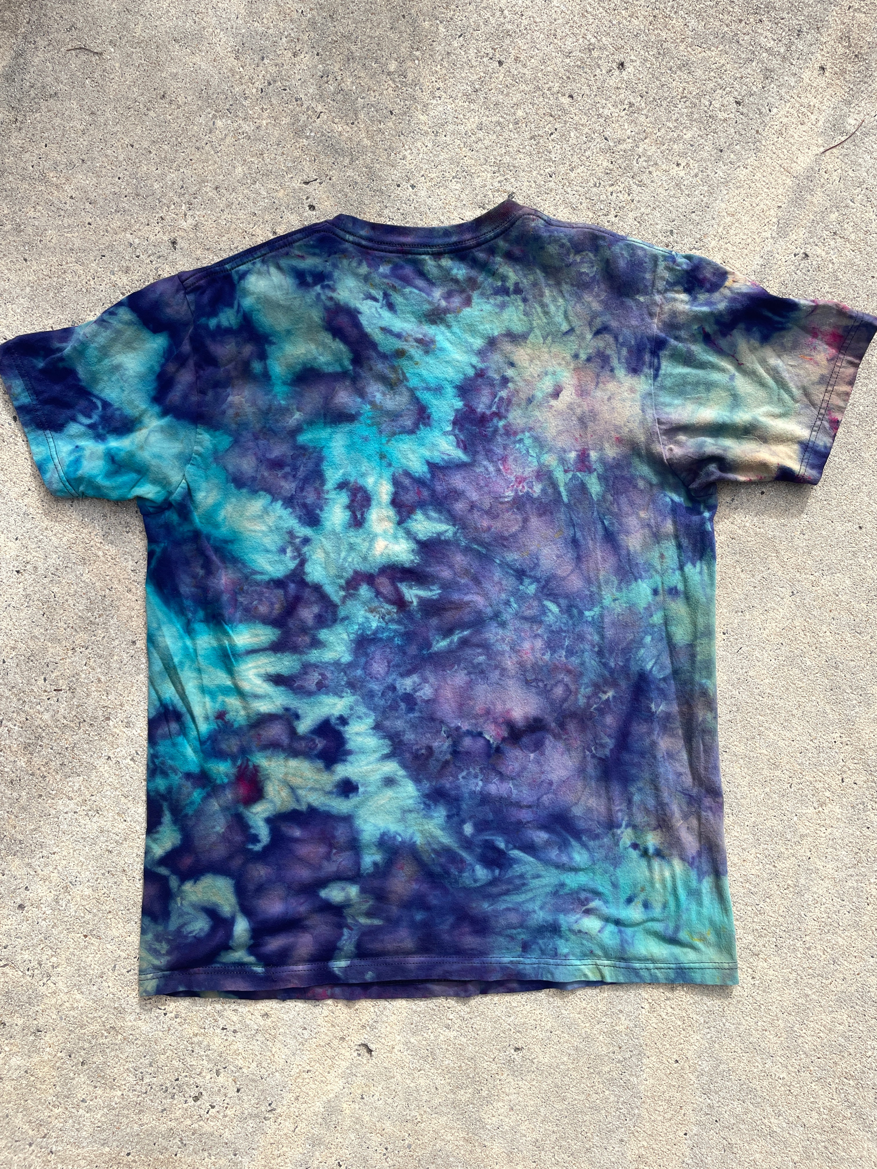 Rainbow Cat Laser Beam Blue and Purple Short Sleeve Galaxy Tie Dye T-Shirt | Men's Large