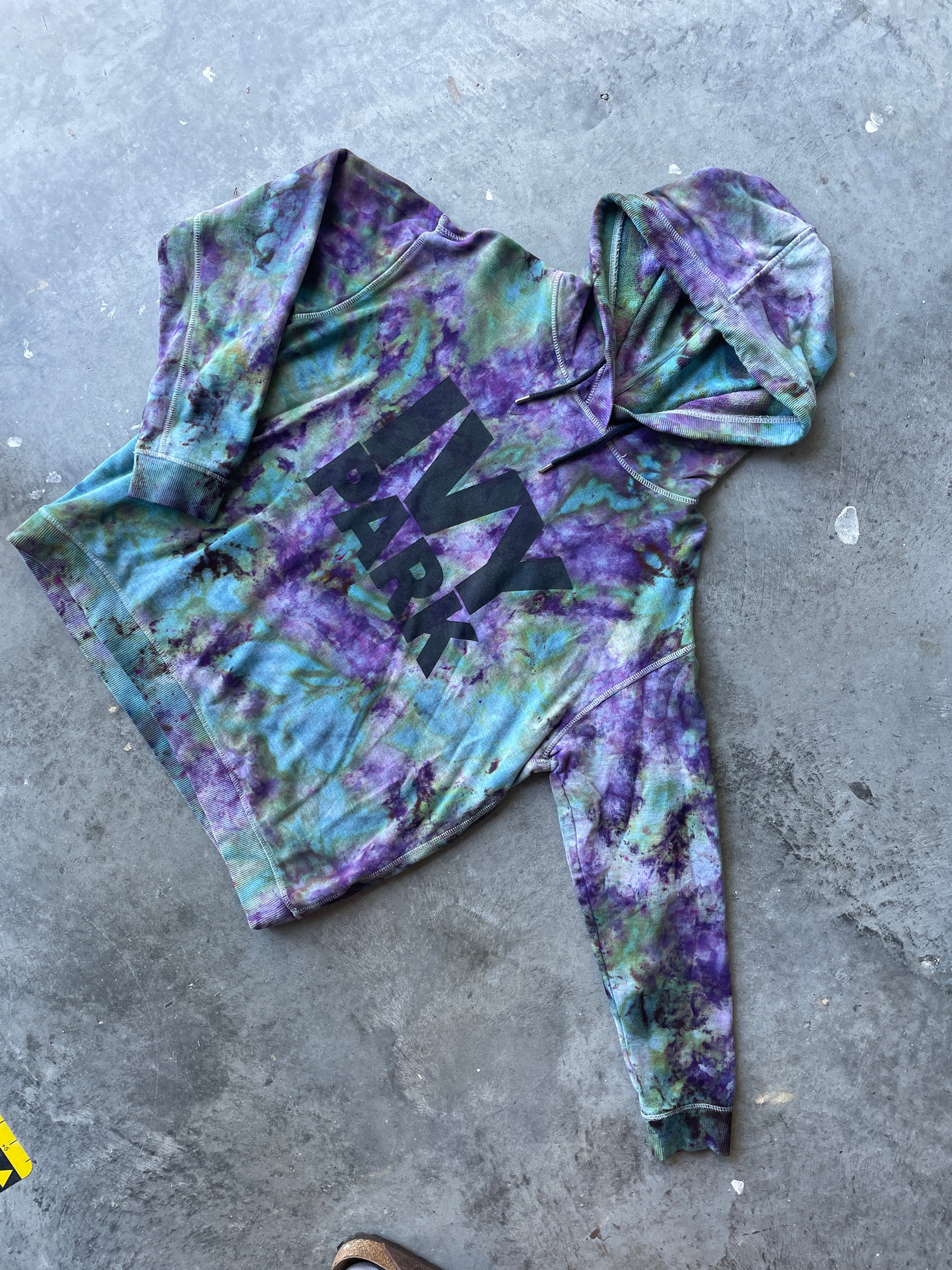 Ivy Park Galaxy Ice Dye Tie Dye Hoodie | One-of-a-Kind Blue and Purple Sweatshirt | Women's Medium