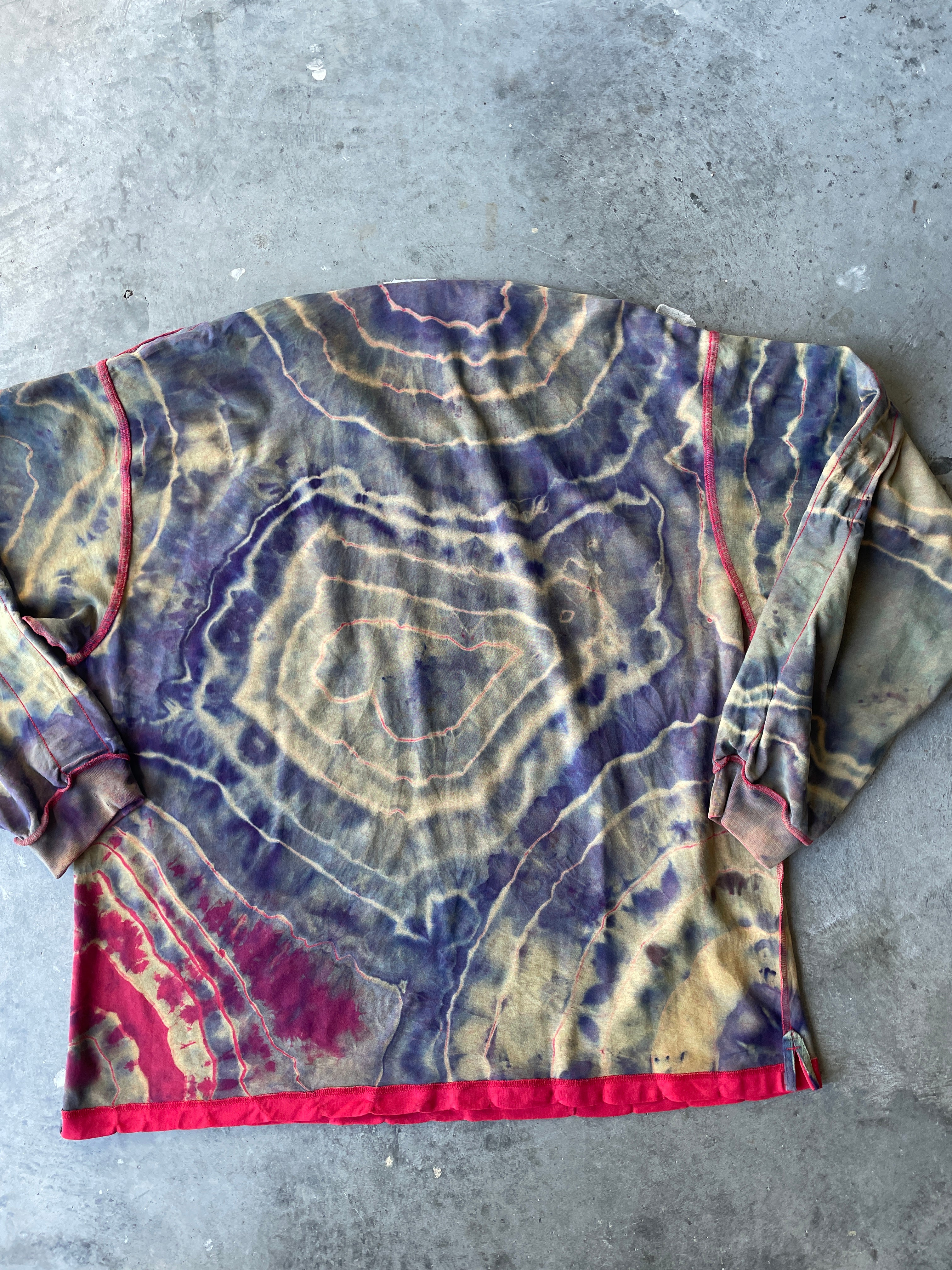 CRAZY adidas Tre-Foil Crewneck Sweatshirt with Tie Dye Lining | One-of-a-Kind Red and Black Sweatshirt | Men's XL