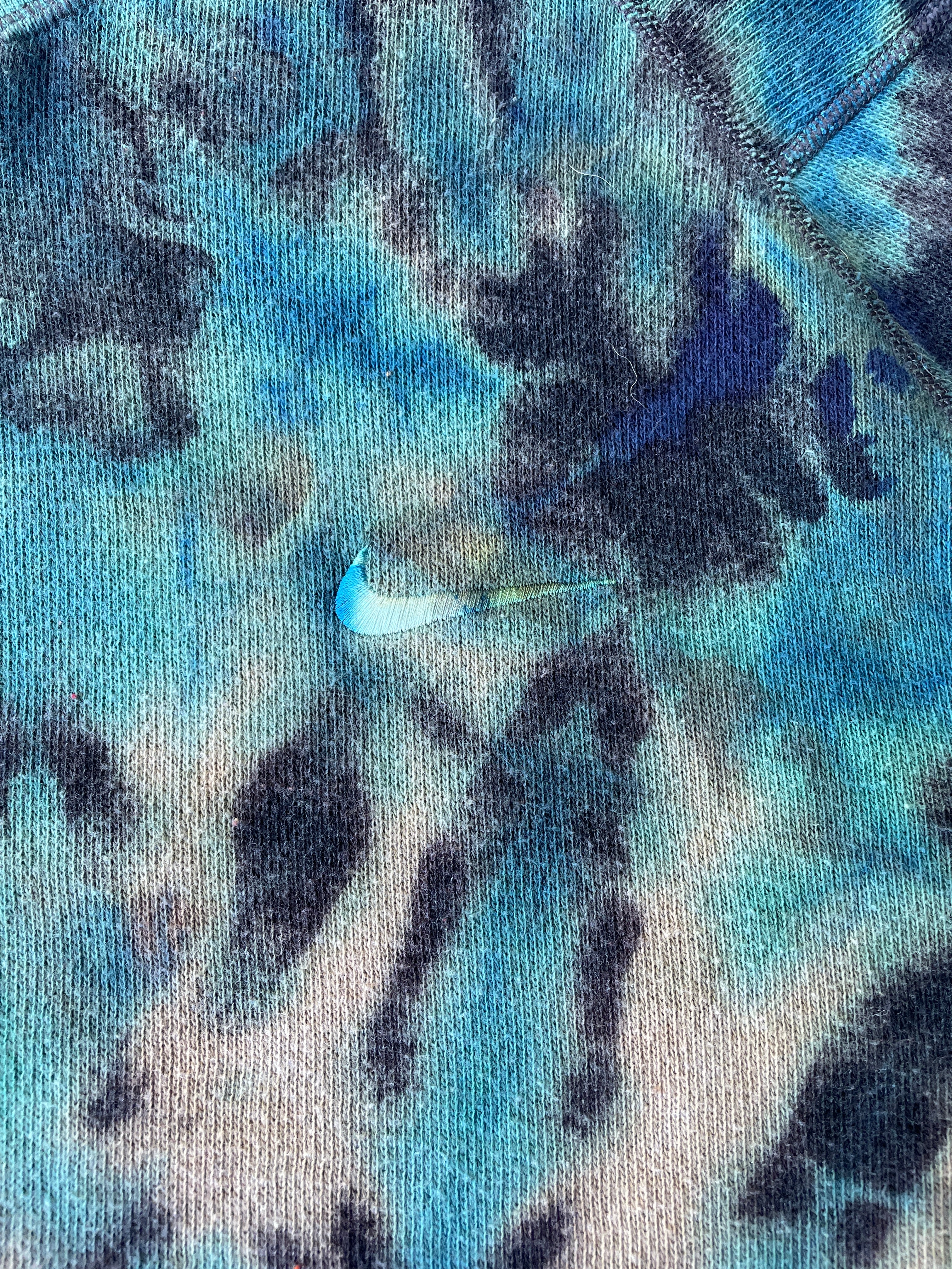 Nike Golf Tie Dye Crewneck Sweatshirt | One-of-a-Kind Blue and Black Sweatshirt | Men's XL
