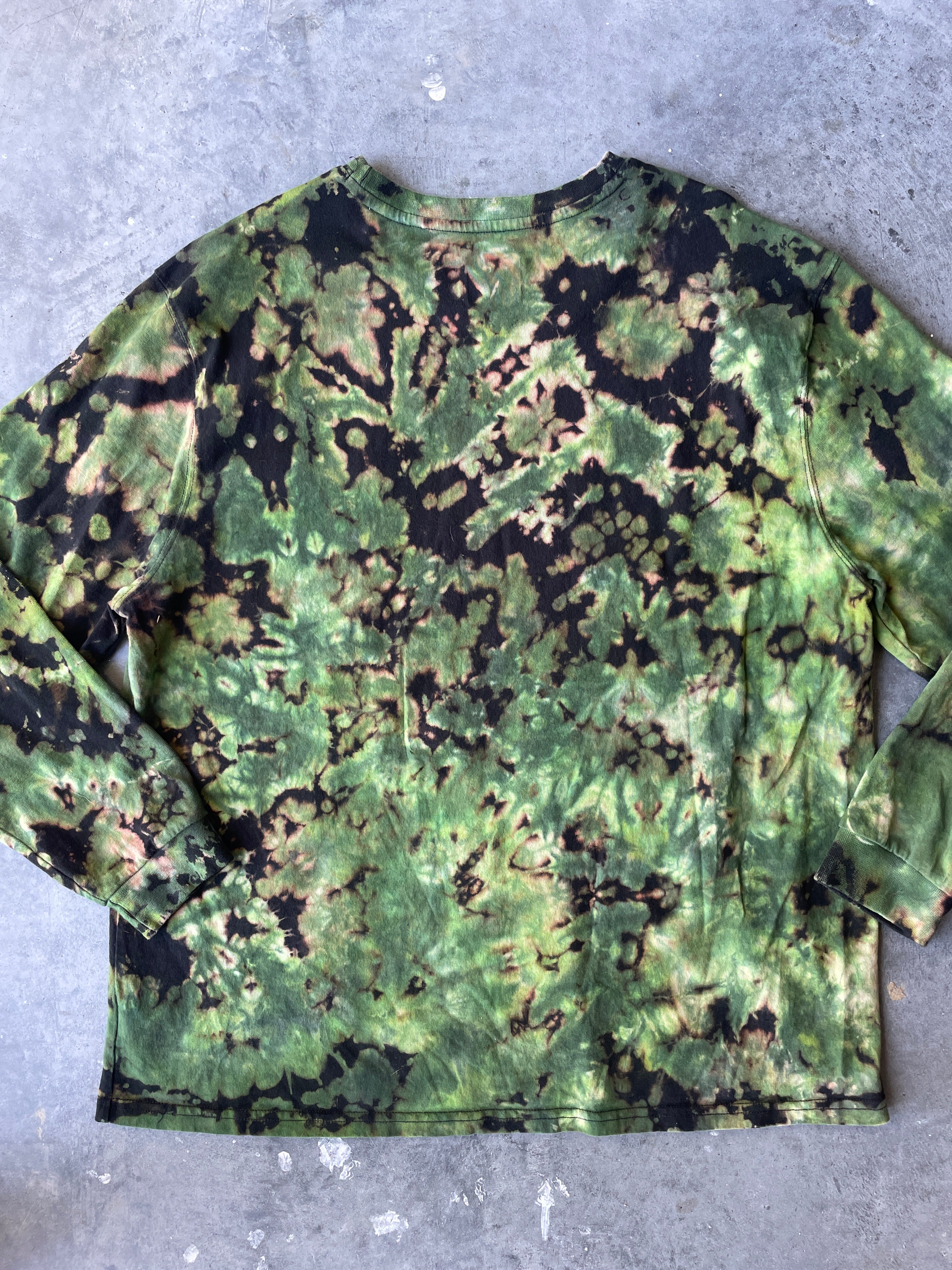 Wrangler Black and Green Long Sleeve Reverse Tie Dyed T-Shirt | One-of-a-Kind | Men's 2XL