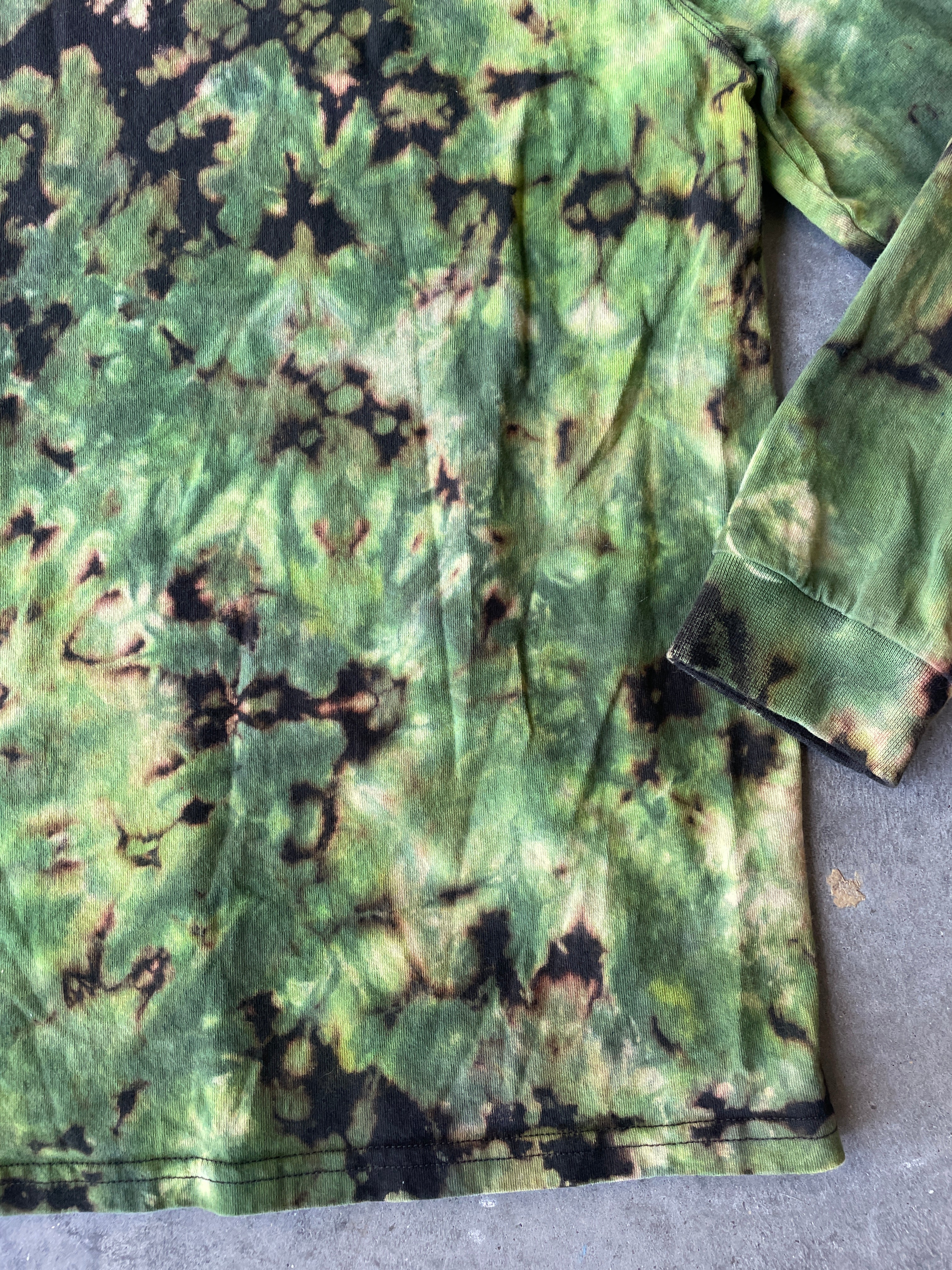 Wrangler Black and Green Long Sleeve Reverse Tie Dyed T-Shirt | One-of-a-Kind | Men's 2XL