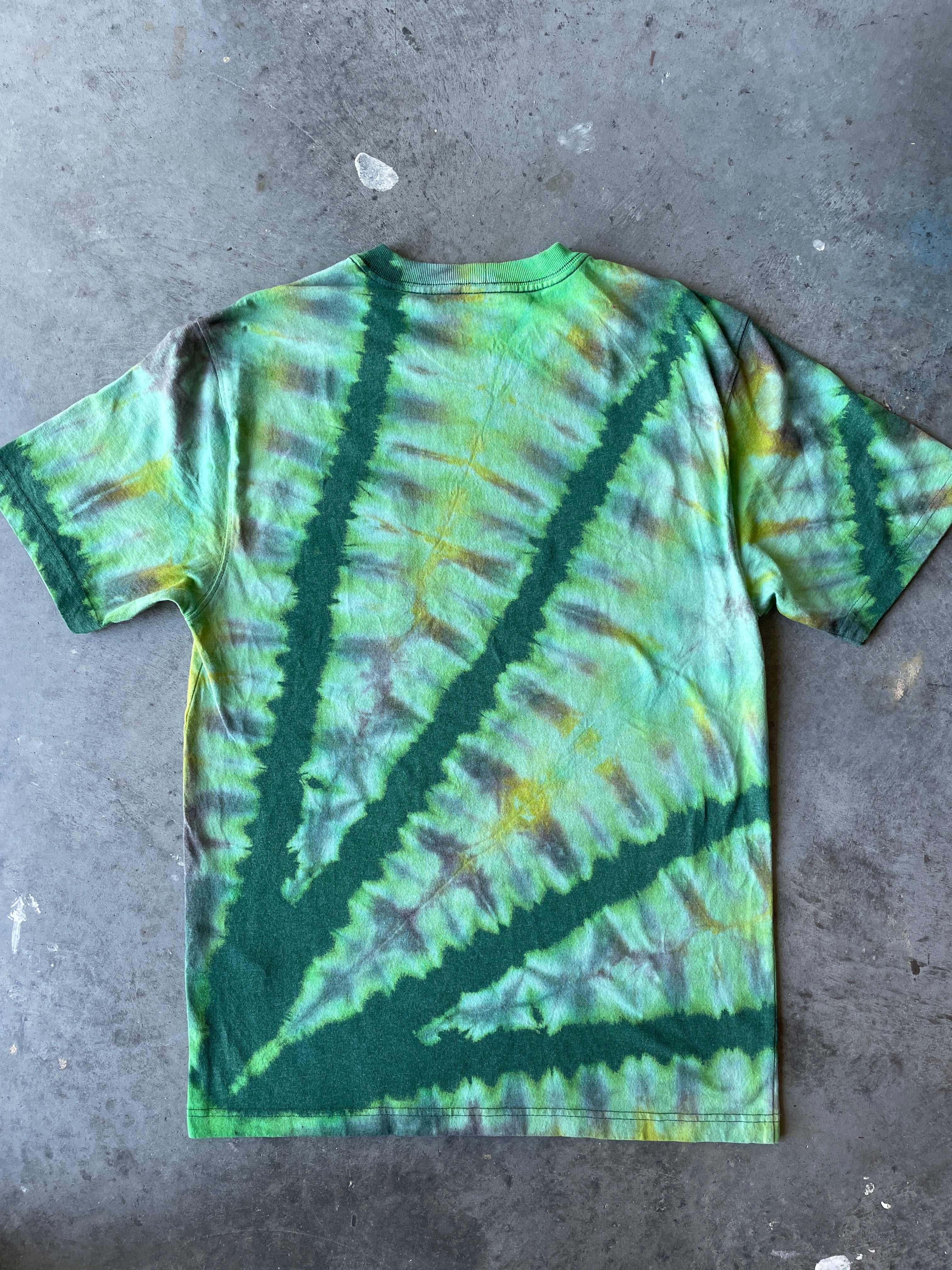 Carhartt Short Sleeve Green & Yellow Reverse Tie Dye T-Shirt | One-of-a-Kind | Men's Small