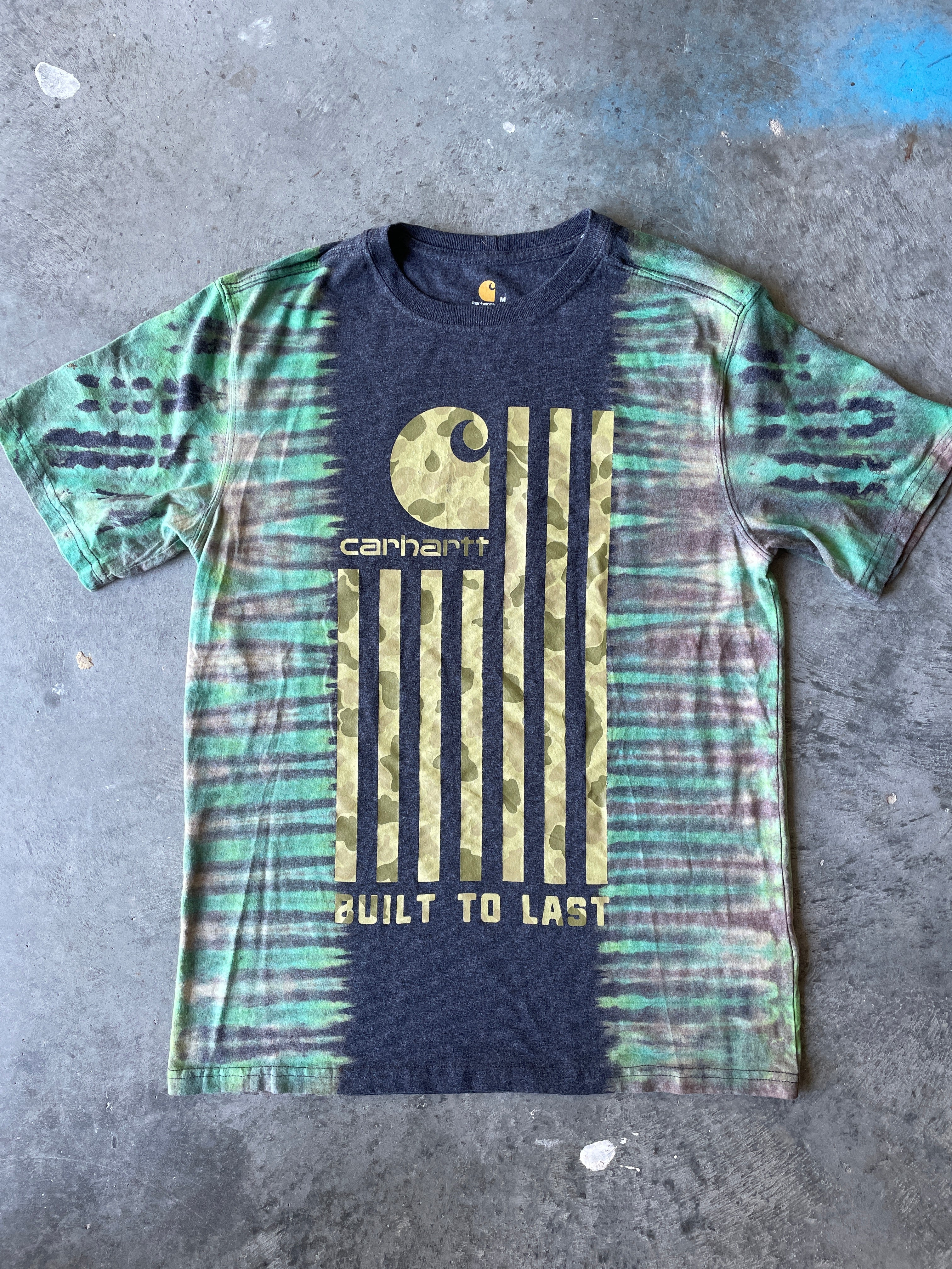 Carhartt "Built to Last" Camo Flag Short Sleeve Gray and Green Reverse Tie Dye T-Shirt | One-of-a-Kind | Men's Medium