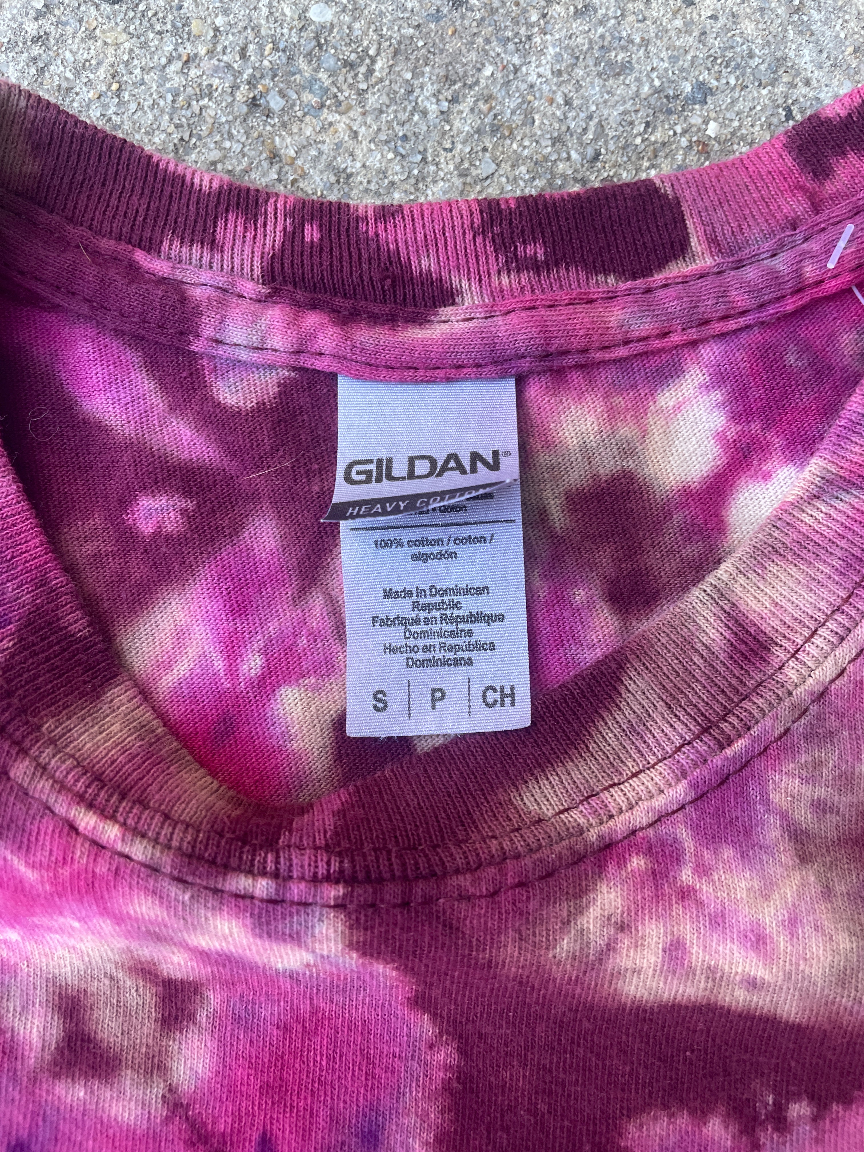 Hand-Printed Skeleton Heart Hands Pink and White Reverse Tie Dye Short Sleeve T-Shirt | Men's Size Small