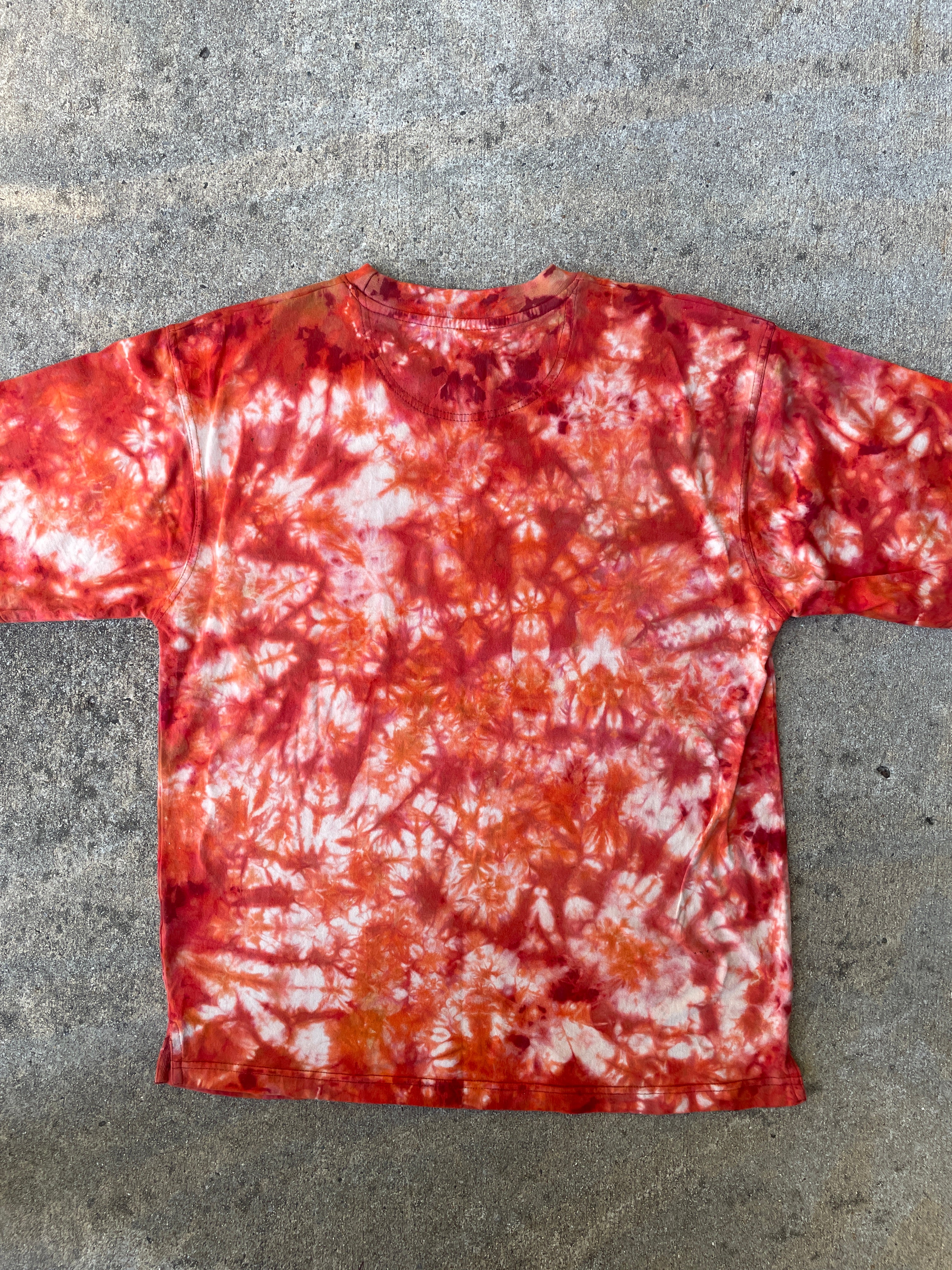 Hand-Printed Largemouth Bass Orange and Red Short Sleeve Tie Dye T-Shirt | Men's Size Large