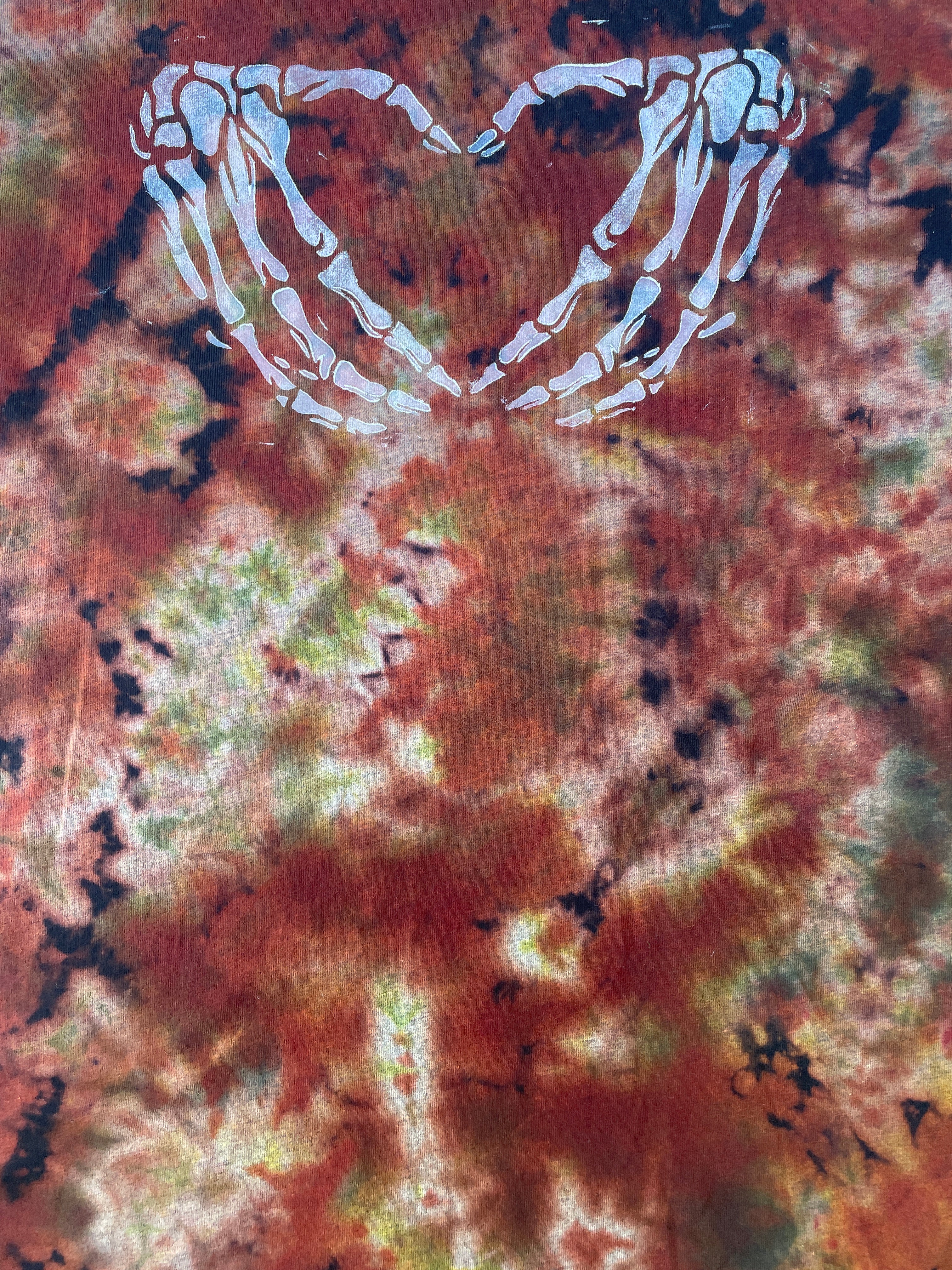 Hand-Printed Skeleton Heart Hands Black and Brown Reverse Tie Dye Short Sleeve T-Shirt | Men's Size Large