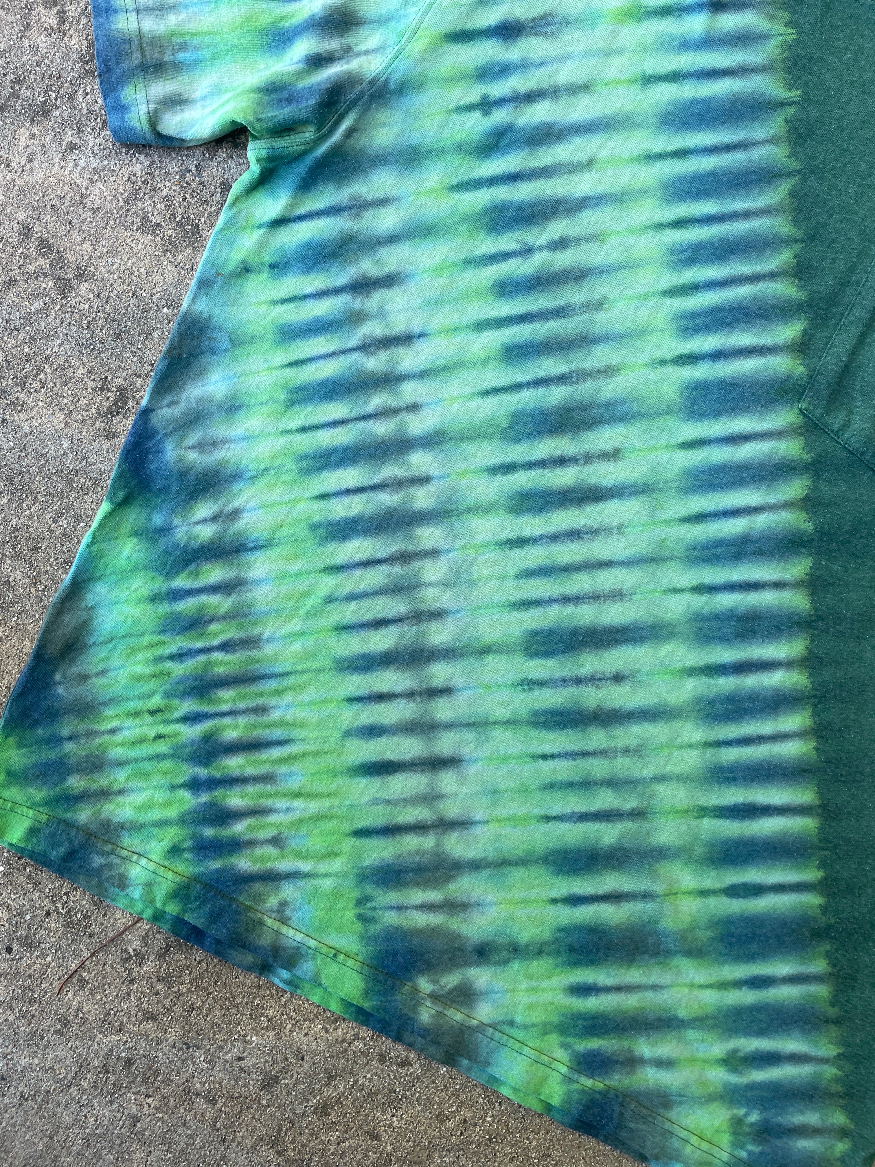 Carhartt Hand-Printed Largemouth Bass Green and Blue Reverse Tie Dye Short Sleeve T-Shirt | Men's Size Large