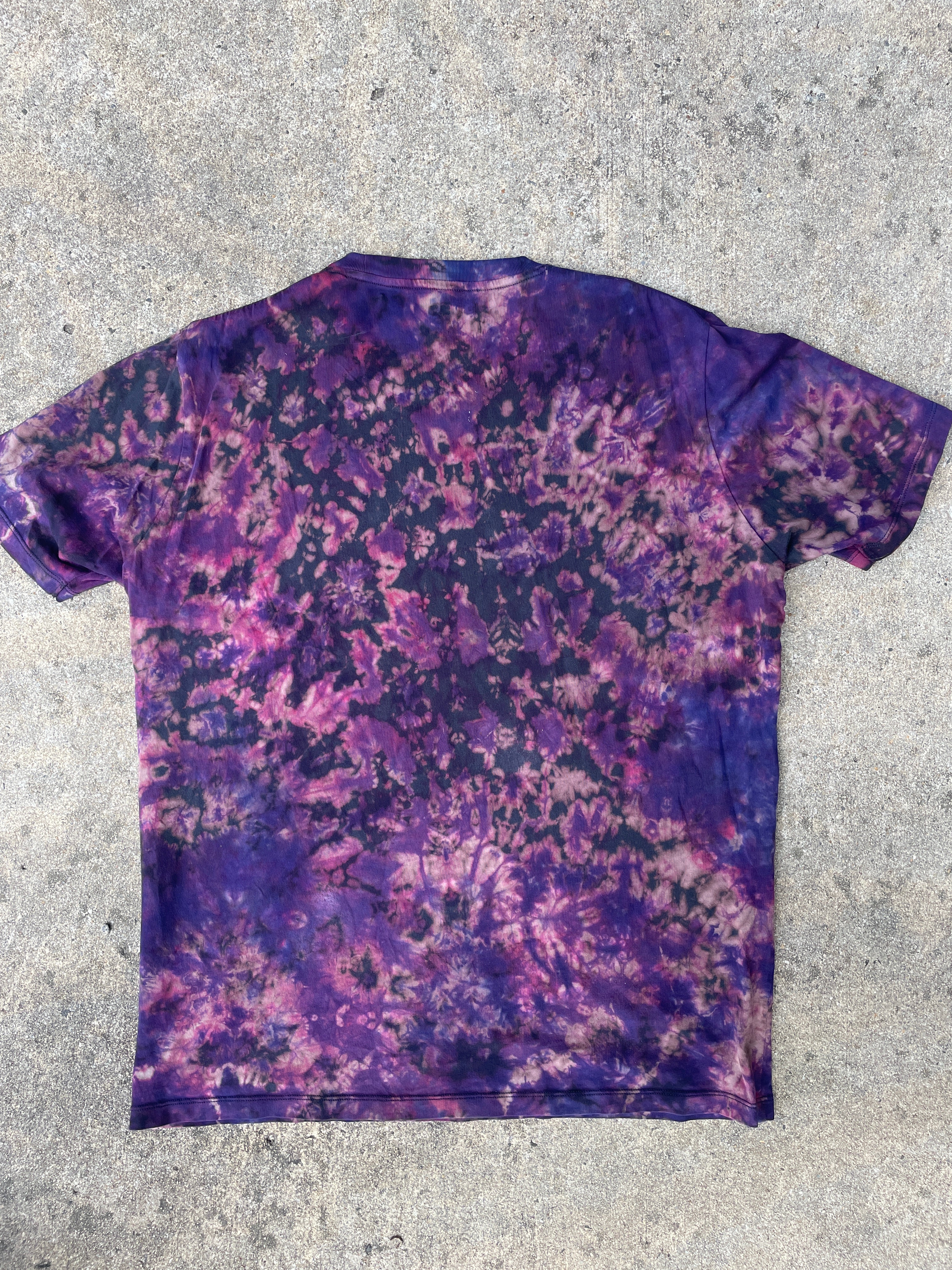 Hand-Printed Skeleton Heart Hands Black and Purple Reverse Tie Dye Short Sleeve T-Shirt | Men's Size Large