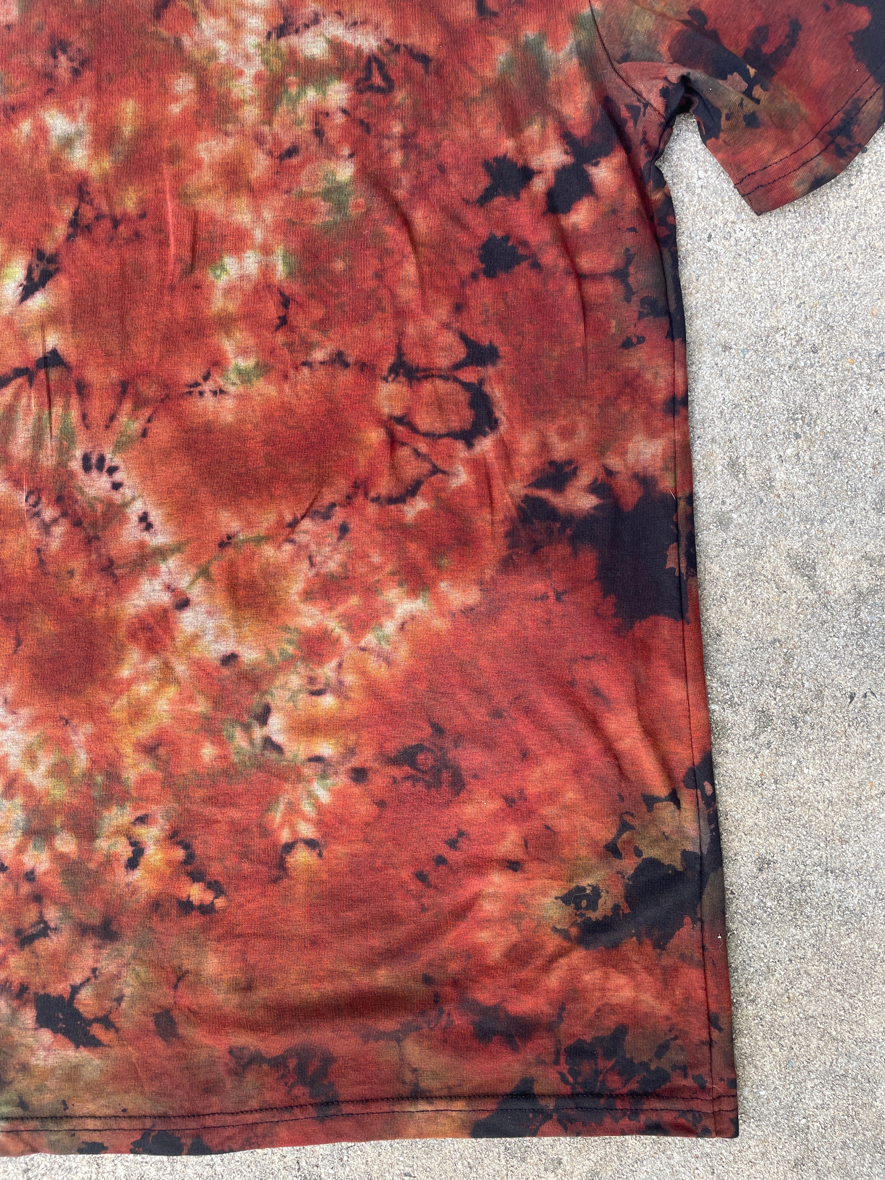 Hand-Printed Skeleton Heart Hands Black and Orange Reverse Tie Dye Short Sleeve T-Shirt | Men's Size Large