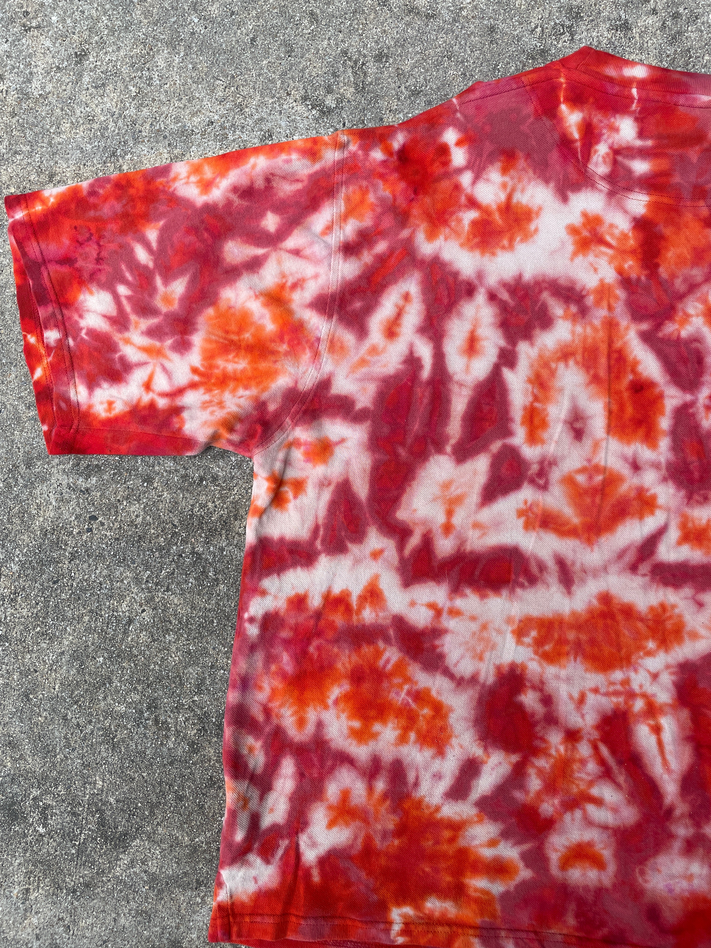 Hand-Printed Largemouth Red and Orange Tie Dye Short Sleeve T-Shirt | Men's Size XL