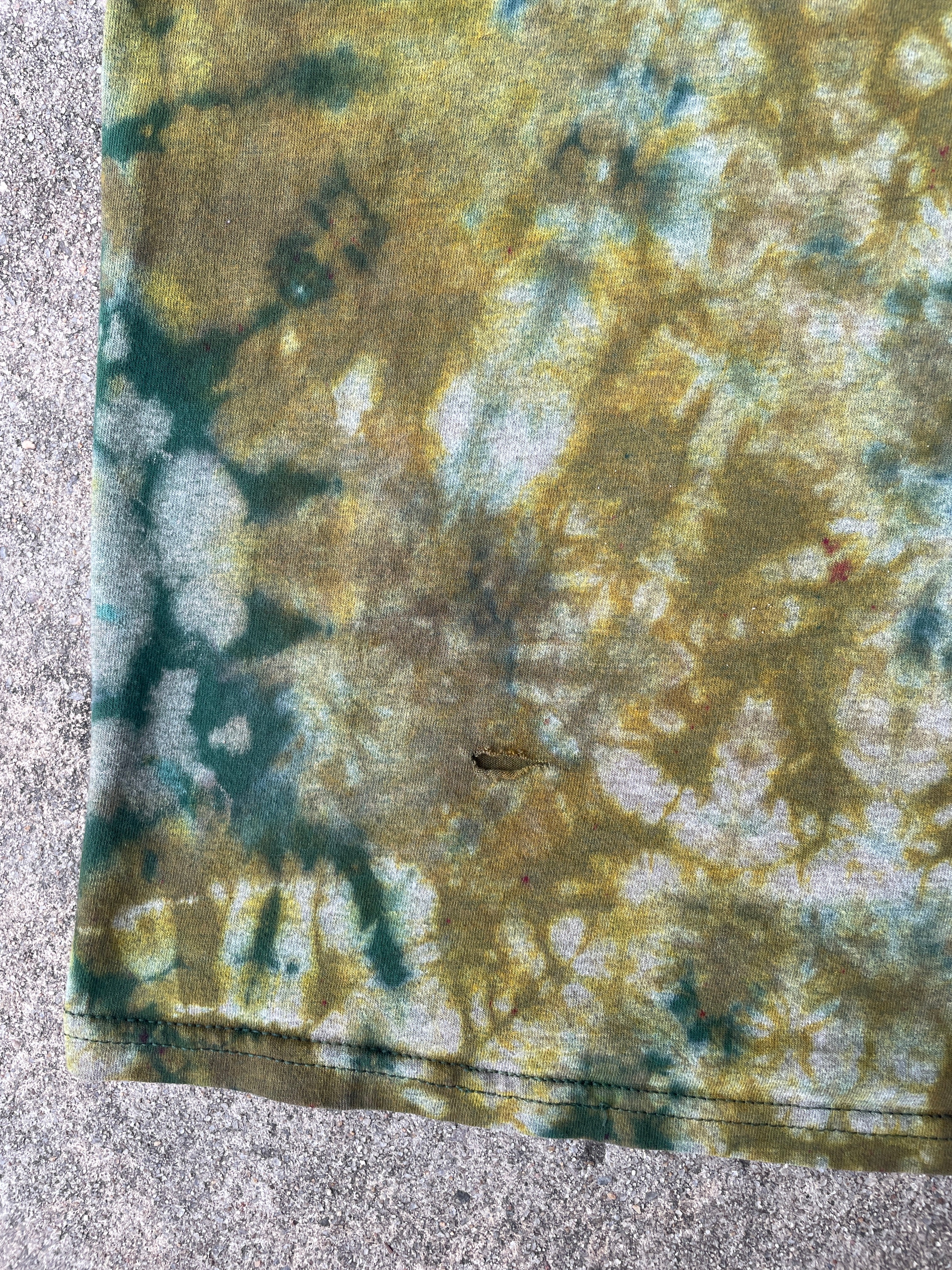 Hand-Printed Largemouth Bass Green and Gray Reverse Tie Dye Short Sleeve T-Shirt | Men's Size XL