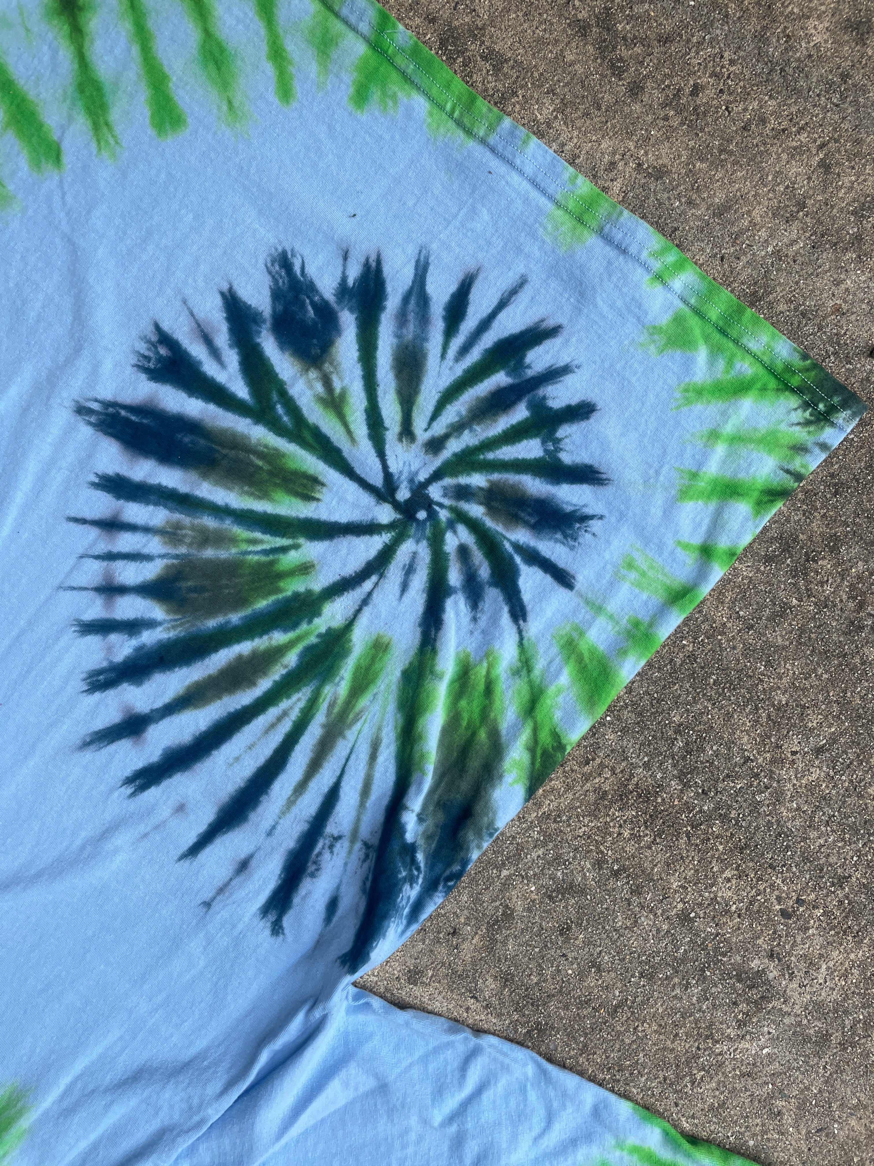 Hand-Printed Skeleton Peace Sign Green and Blue Spiral Tie Dye Long Sleeve T-Shirt | Men's Size XL