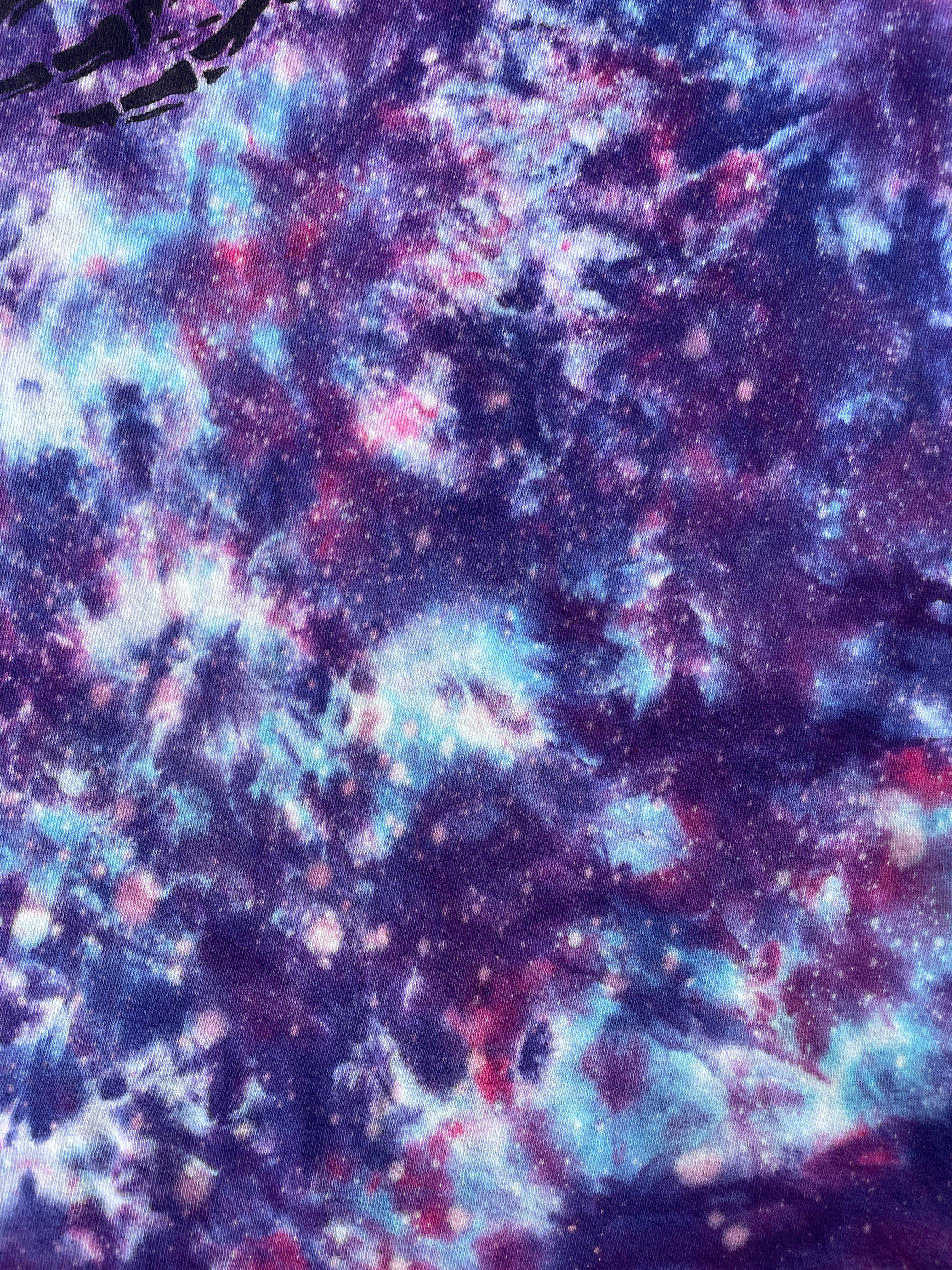 Hand-Printed Skeleton Heart Hands Blue and Purple Tie Dye Short Sleeve T-Shirt | Men's Size XL