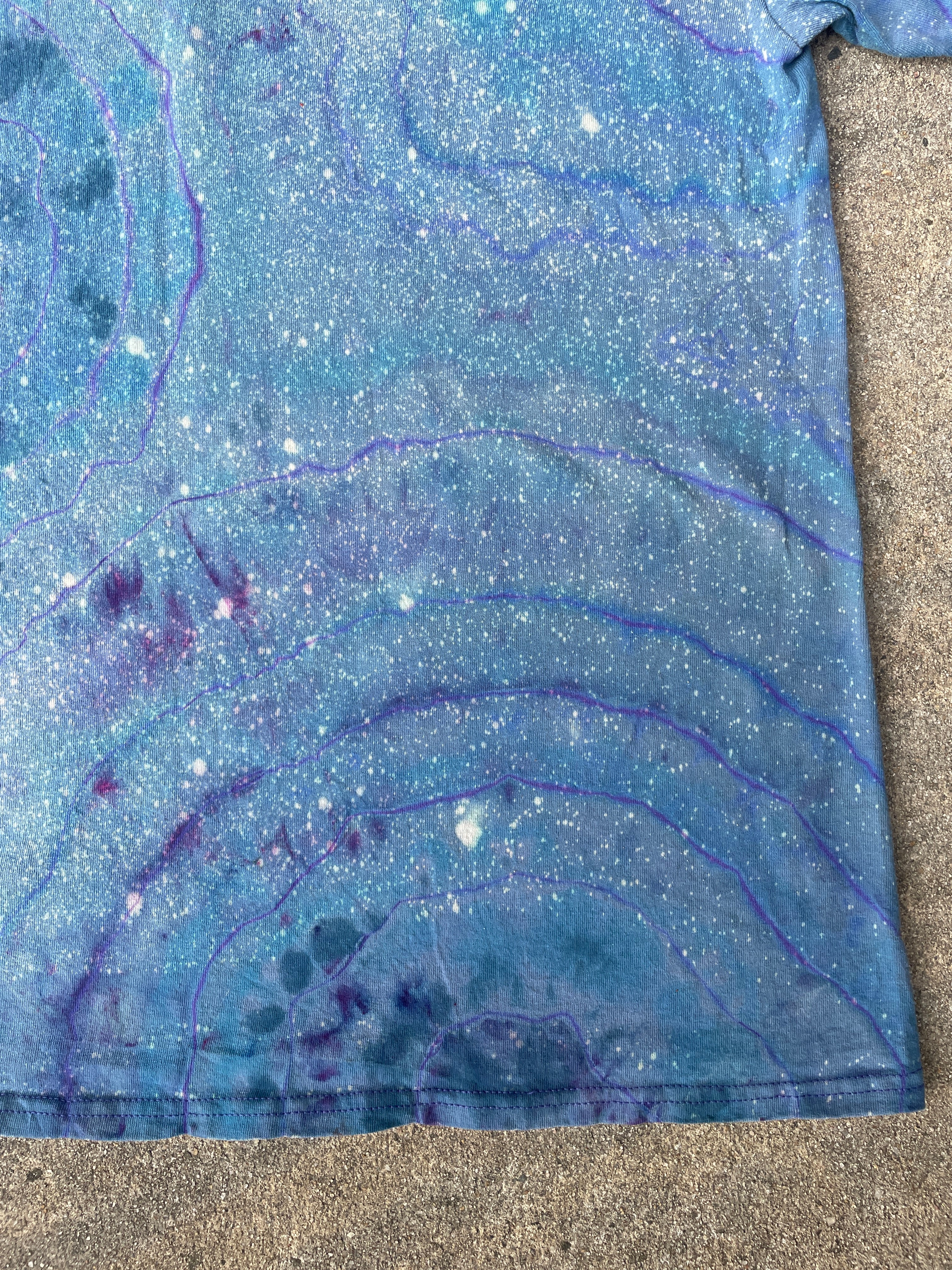 Hand-Printed Peace Sign Blue and Purple Geode Tie Dye Short Sleeve T-Shirt | Men's Size XL