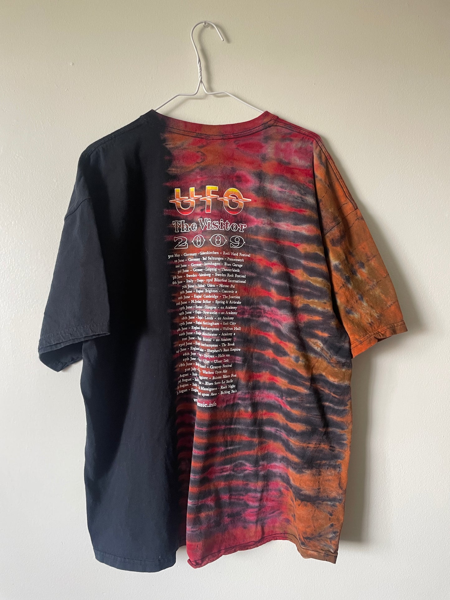 UFO The Visitor Tour 2009 Handmade Tie Dye Short Sleeve T-Shirt | One-Of-a-Kind Upcycled Black, Red, and Pink Pleated Top | Men's 2XL