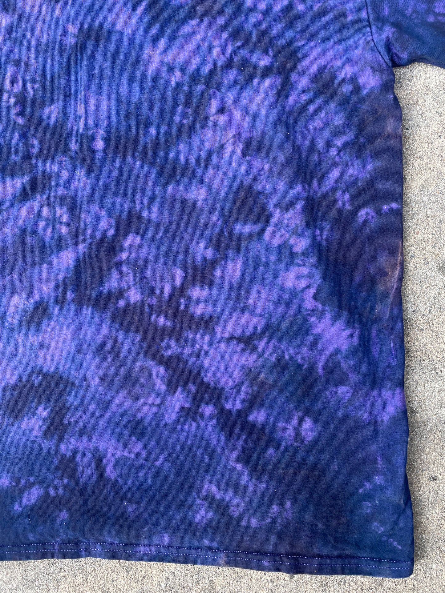 Hand-Printed Skeleton Heart Hands Black and Purple Tie Dye Short Sleeve T-Shirt | Men's Size XL