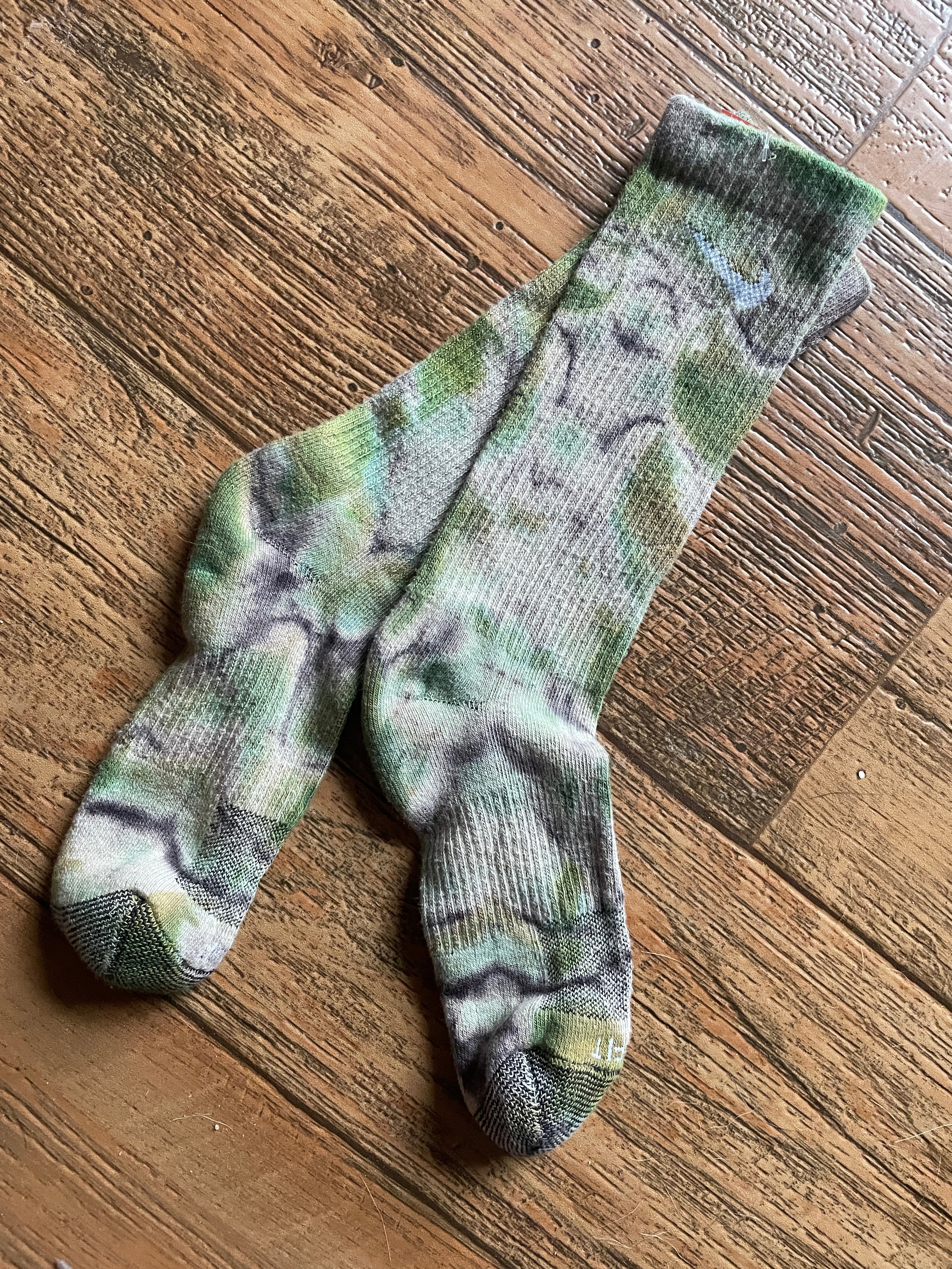Green and Black Acid Dye Socks | One-of-a-Kind Nike Dri-FIT Everyday Plus Training Socks | Size Medium (Men's 6-8/Women's 6-10)