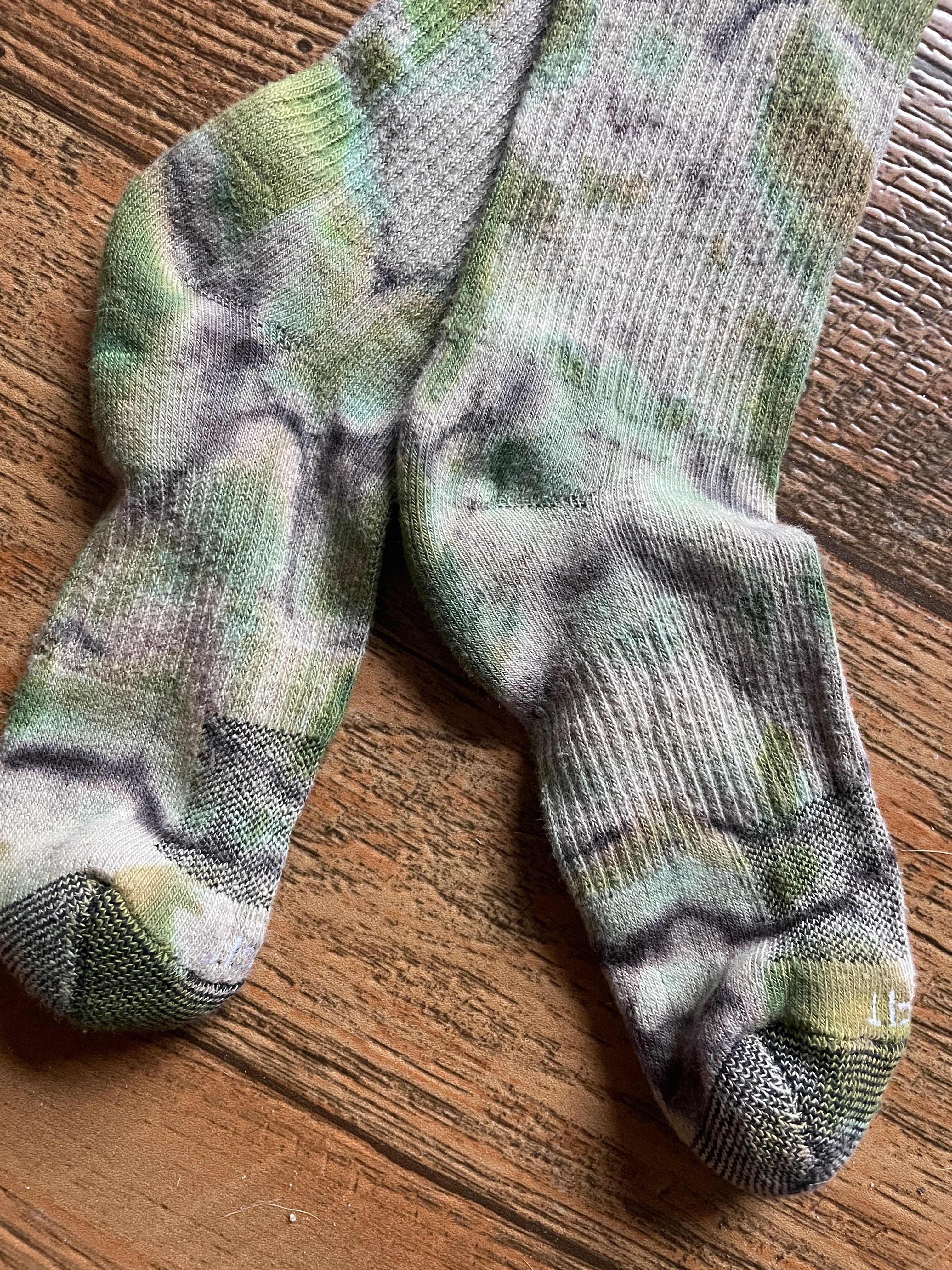 Green and Black Acid Dye Socks | One-of-a-Kind Nike Dri-FIT Everyday Plus Training Socks | Size Medium (Men's 6-8/Women's 6-10)