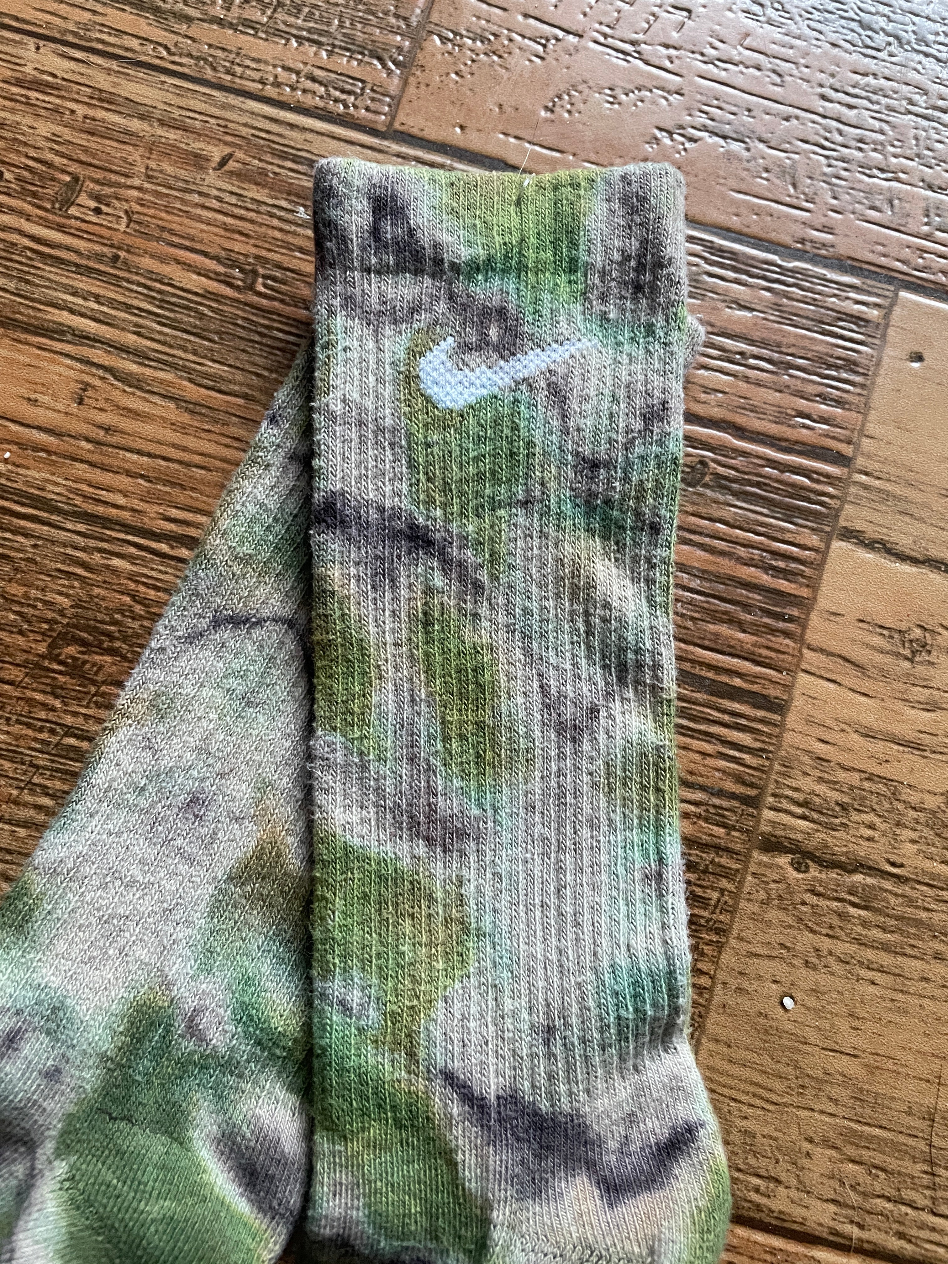 Green and Black Acid Dye Socks | One-of-a-Kind Nike Dri-FIT Everyday Plus Training Socks | Size Medium (Men's 6-8/Women's 6-10)