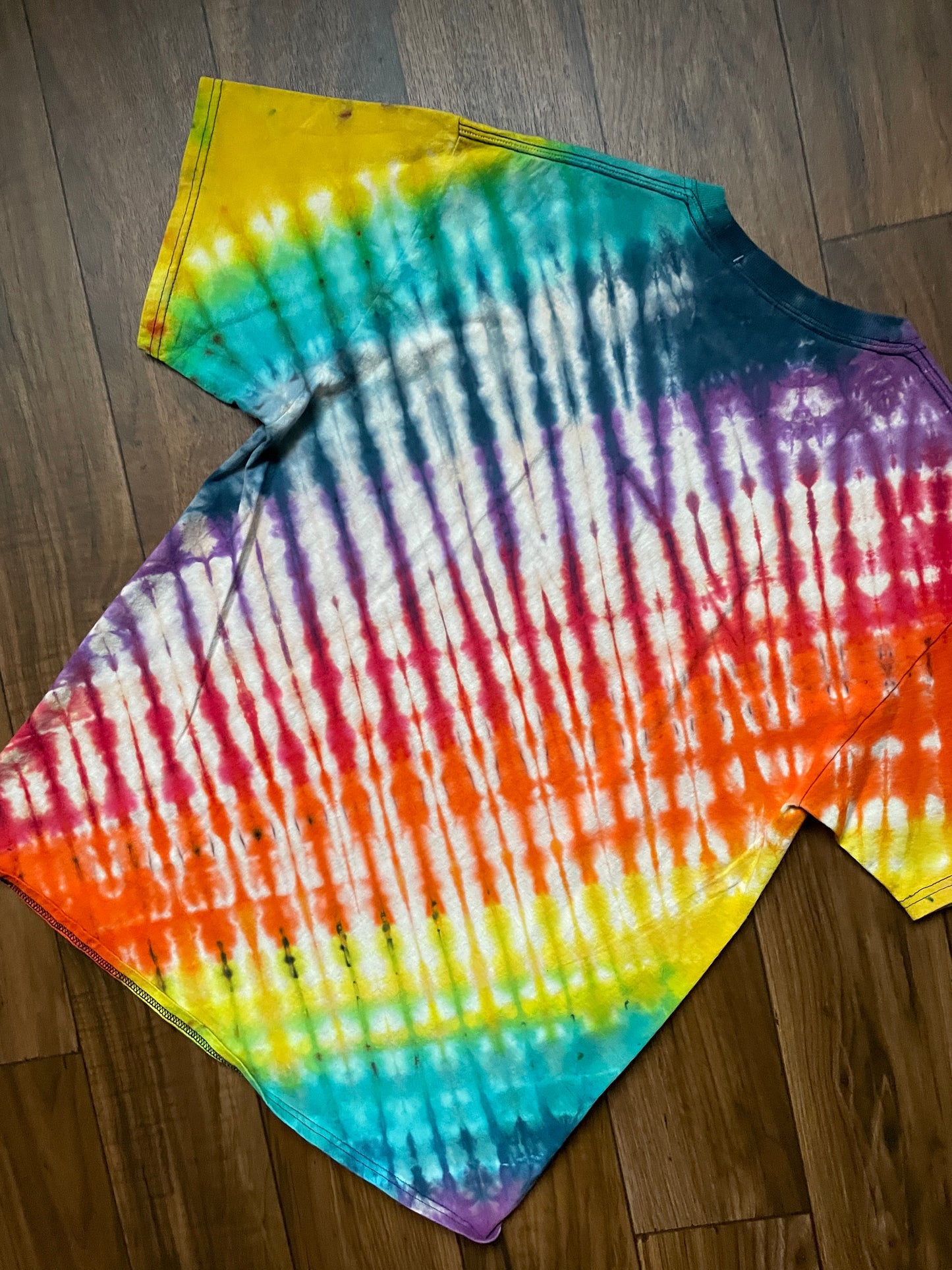 Men's Large Rainbow Climbing Carabiner Tie Dye Short Sleeve T-Shirt