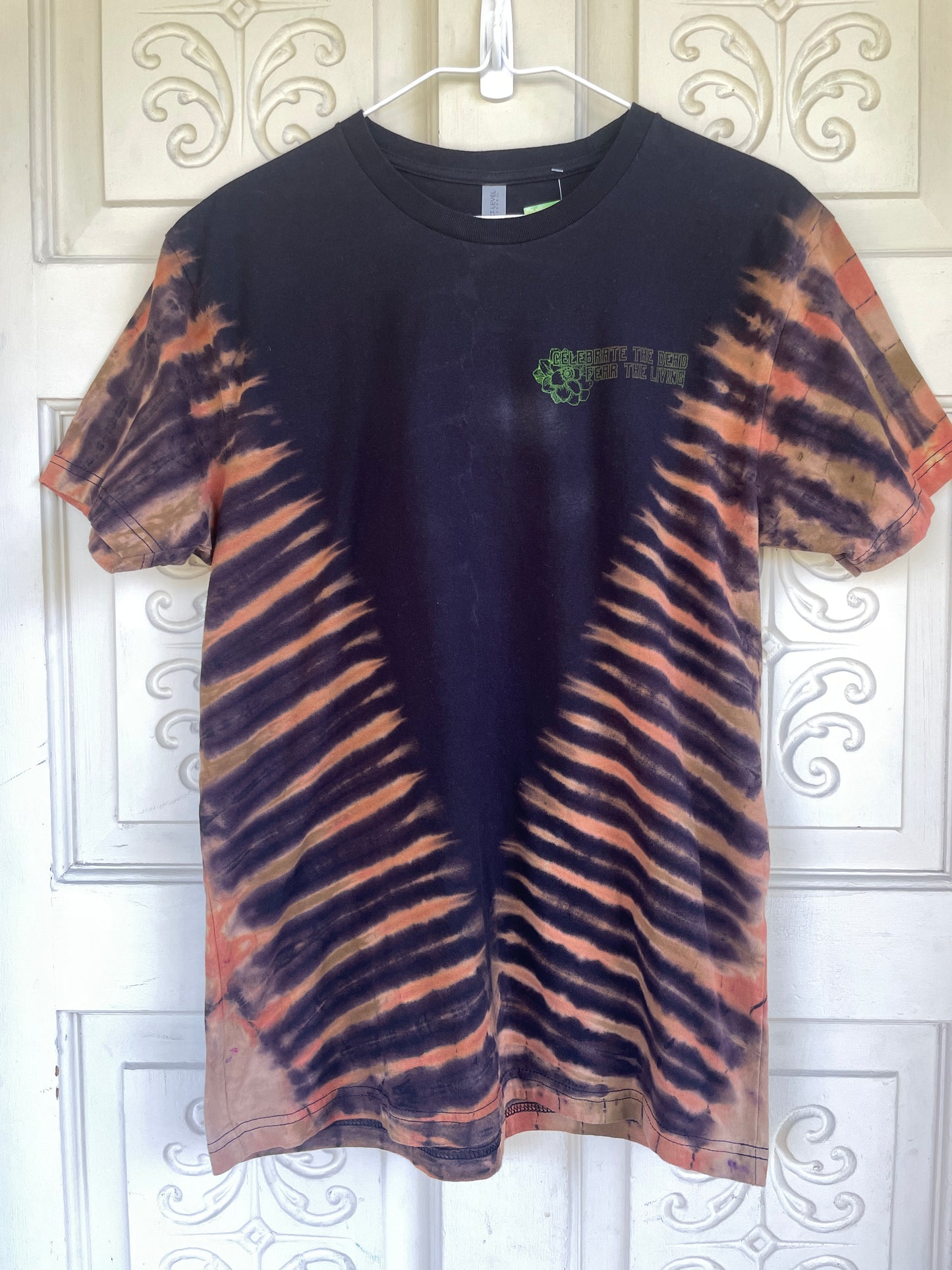 Medium Men's Venus Fly Trap Death Bouquet Handmade Tie Dye T-Shirt | One-Of-a-Kind Upcycled Black and Brown/Green Short Sleeve Shirt