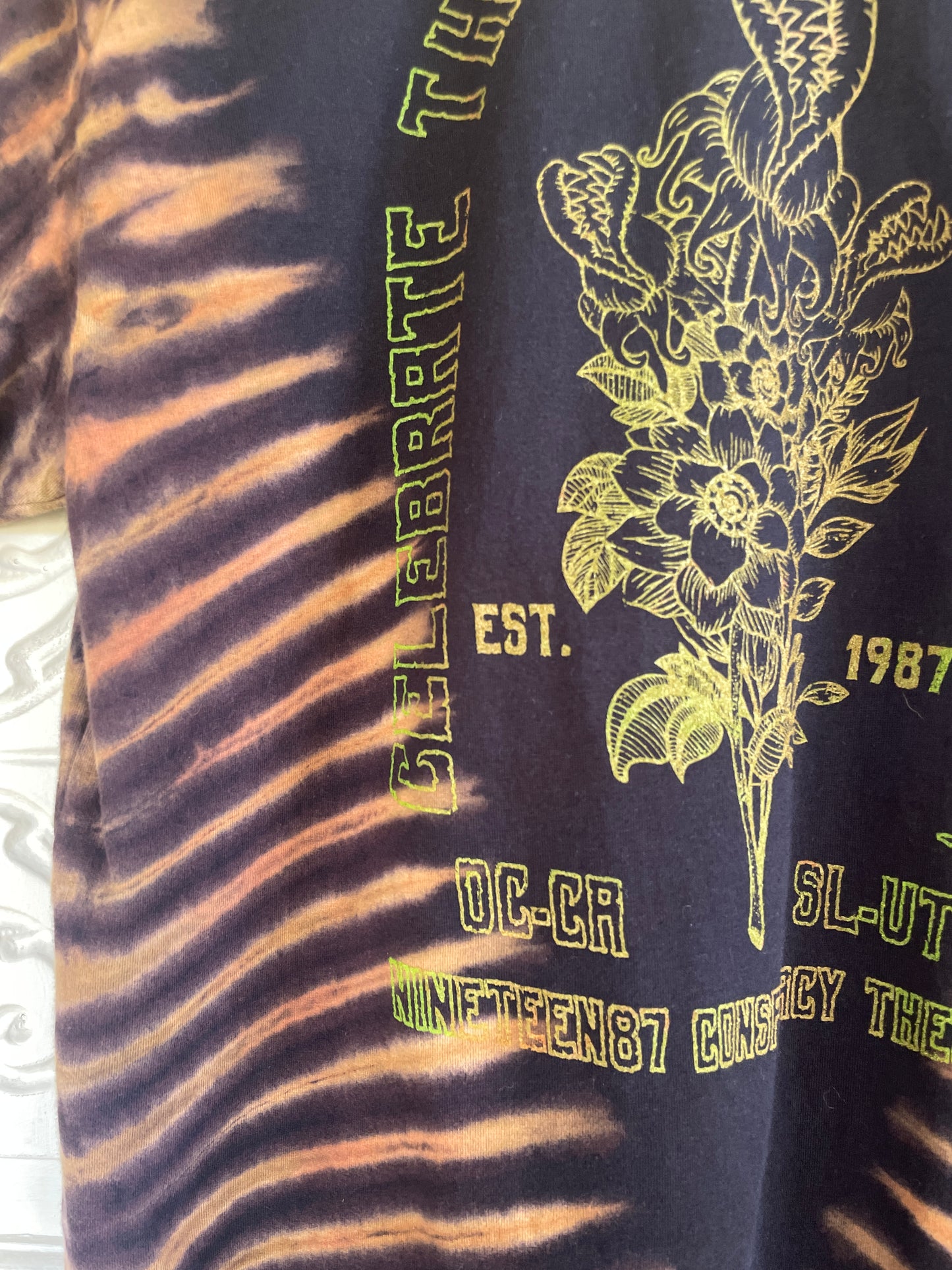 Medium Men's Venus Fly Trap Death Bouquet Handmade Tie Dye T-Shirt | One-Of-a-Kind Upcycled Black and Brown/Green Short Sleeve Shirt