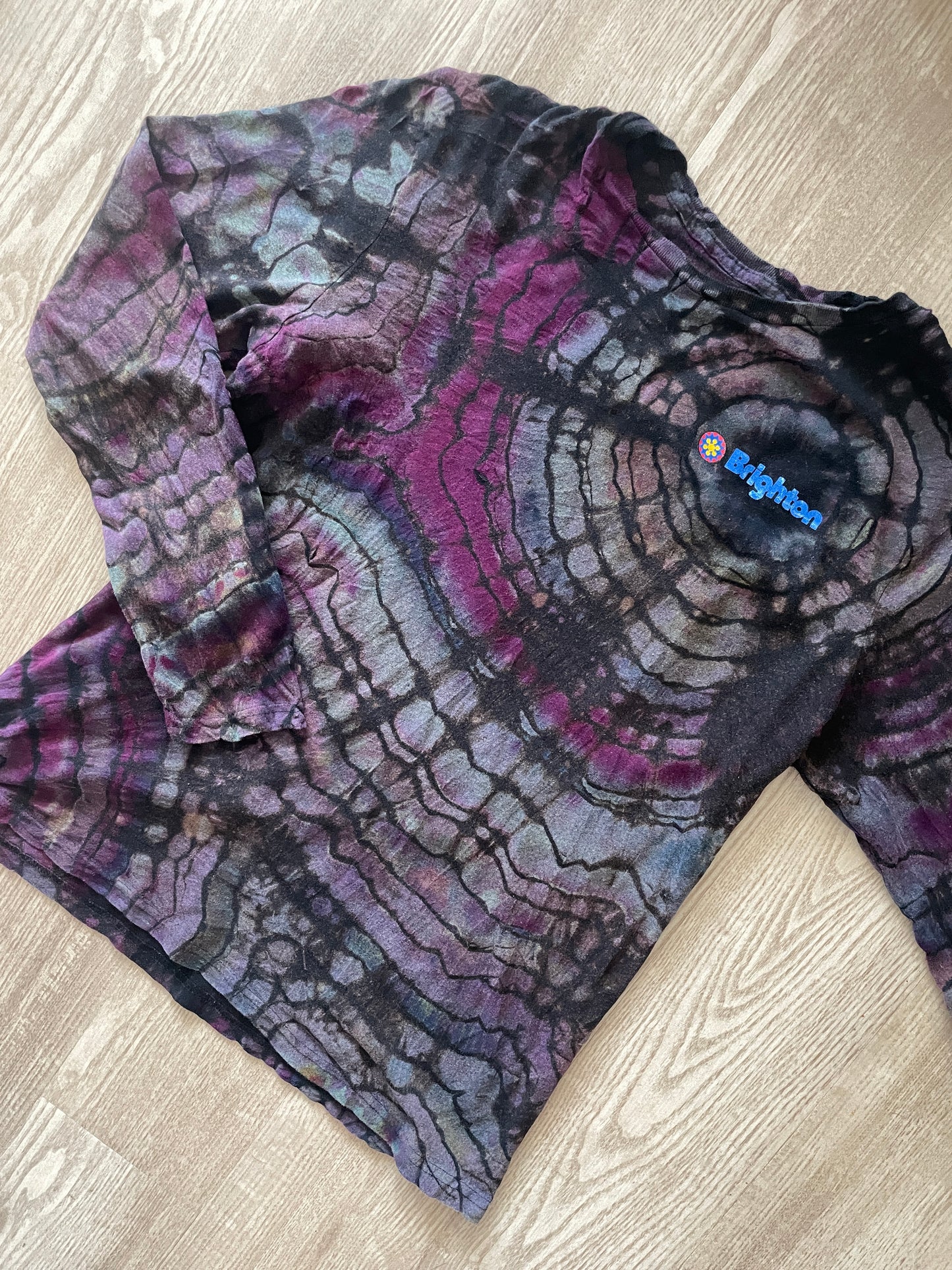 MEDIUM Men’s Brighton Ski Resort Handmade Tie Dye Geode Long Sleeve T-Shirt | One-Of-a-Kind Black, Purple, and Blue Reverse Tie Dye Top