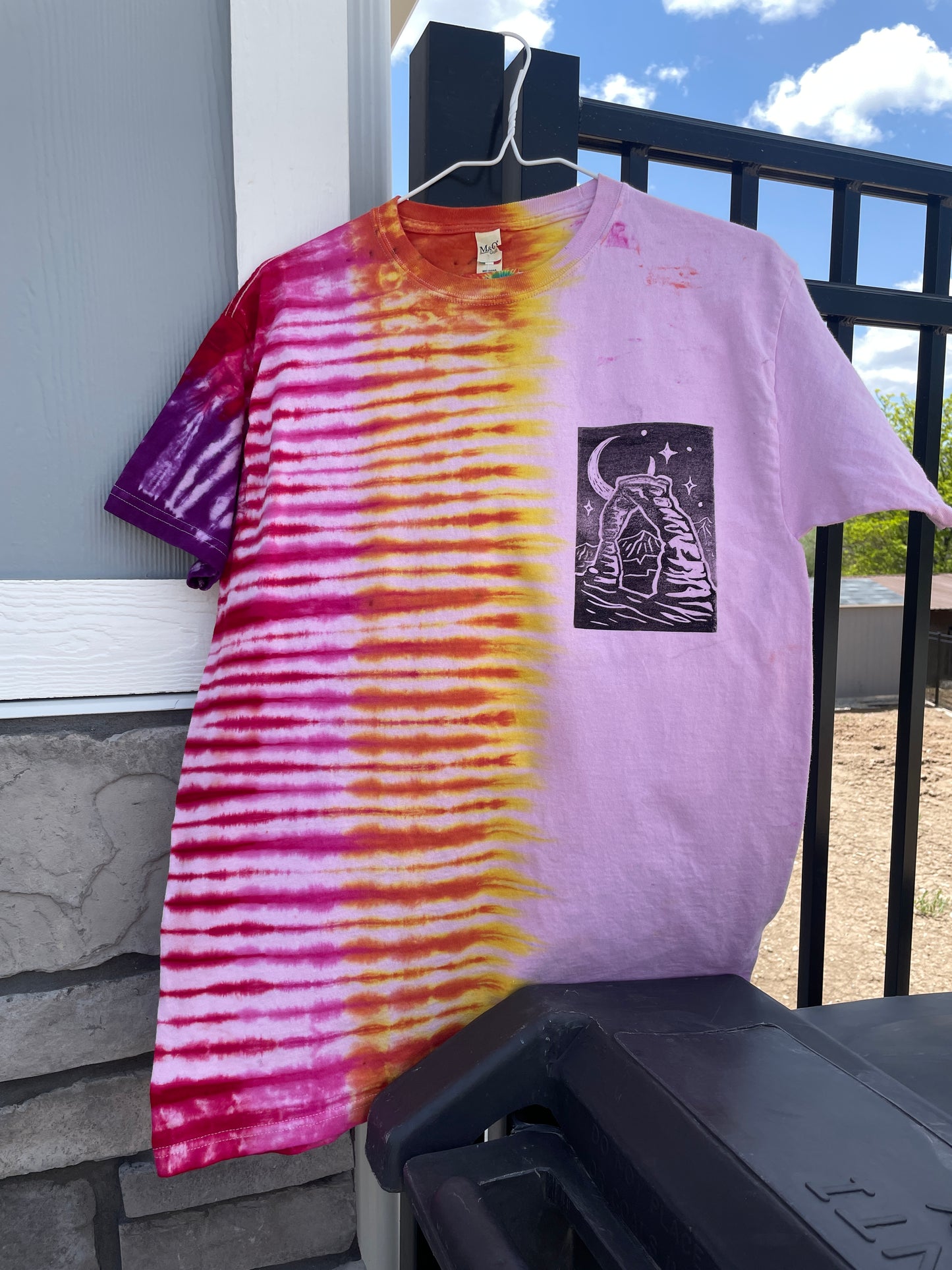 Medium Men's Delicate Arch Moab Utah Handmade Tie Dye Block-Printed T-Shirt | One-Of-a-Kind Upcycled Pink and Orange Desert Sunset Short Sleeve Shirt