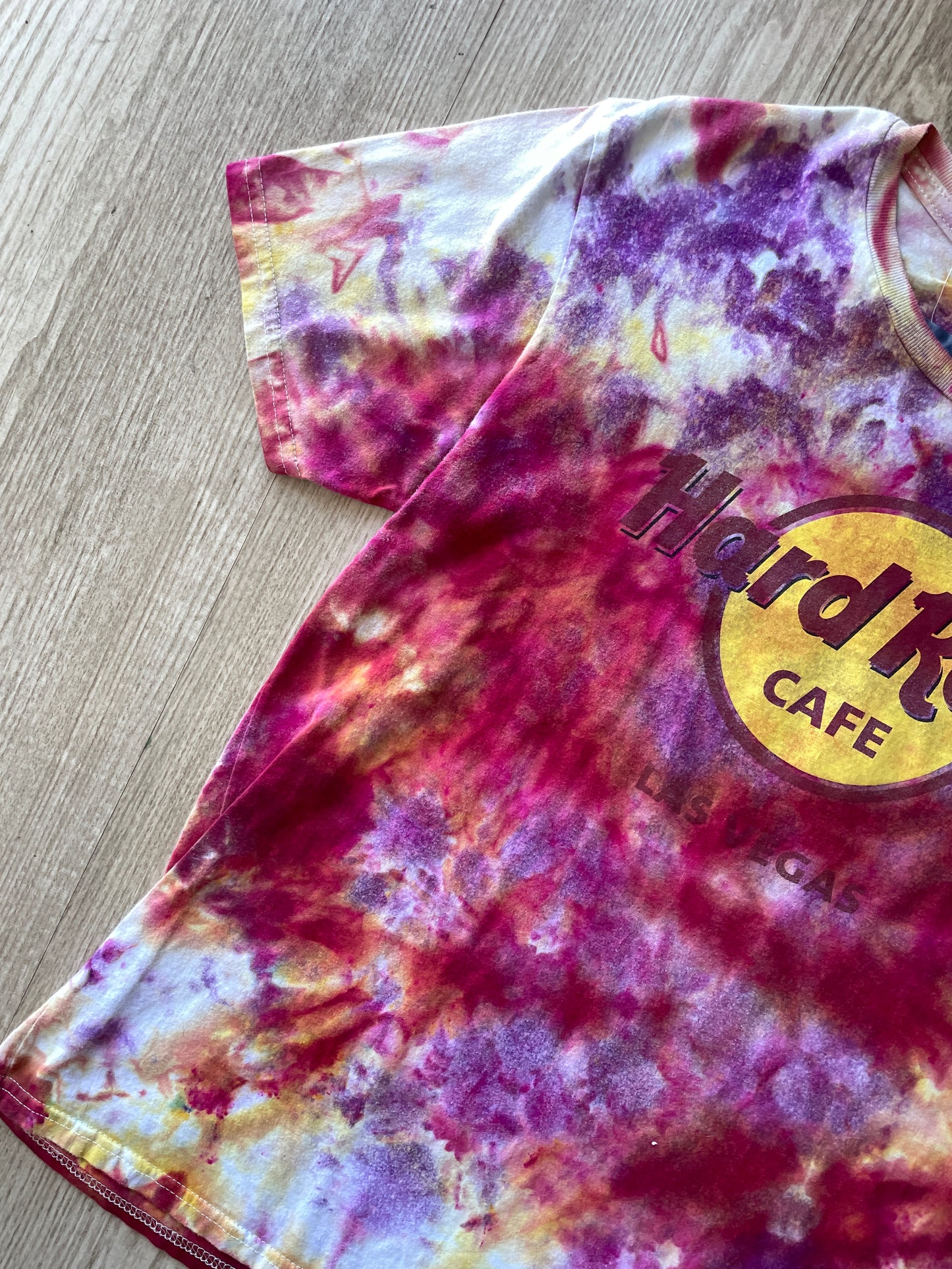 MEDIUM Men’s Hard Rock Las Vegas Galaxy Tie Dye Short Sleeve T-Shirt | One-Of-a-Kind Upcycled Red and Pink Top