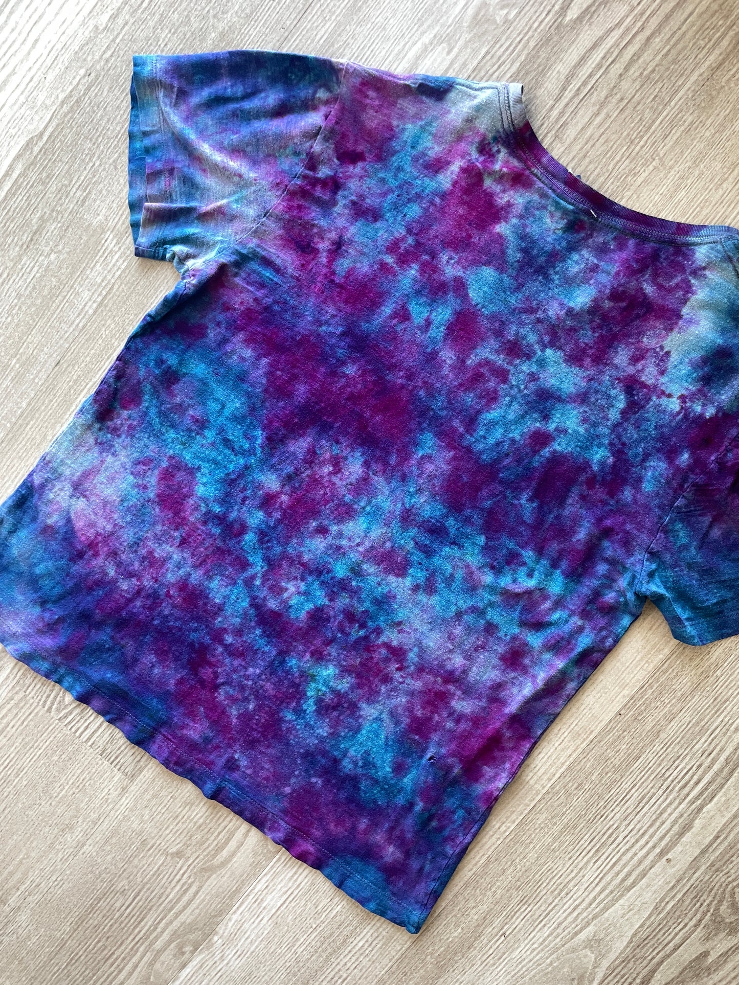 LARGE Women’s GAP London, UK Handmade Galaxy Tie Dye Short Sleeve T-Shirt | One-Of-a-Kind Upcycled Blue and Purple Top