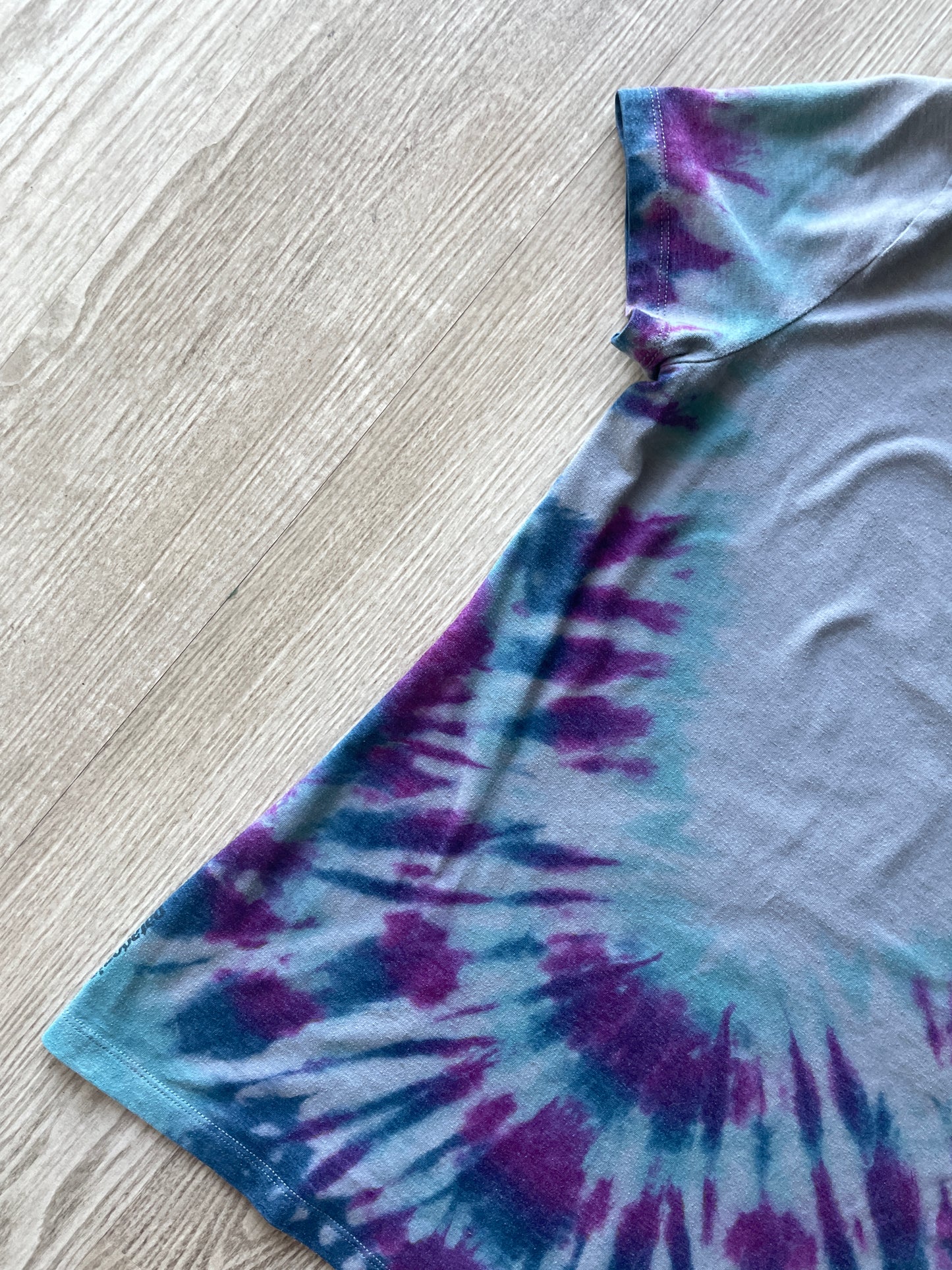 MEDIUM Women's Patagonia Eagle Handmade Tie Dye Short Sleeve V-Neck T-Shirt | One-Of-a-Kind Upcycled Blue and Green Top