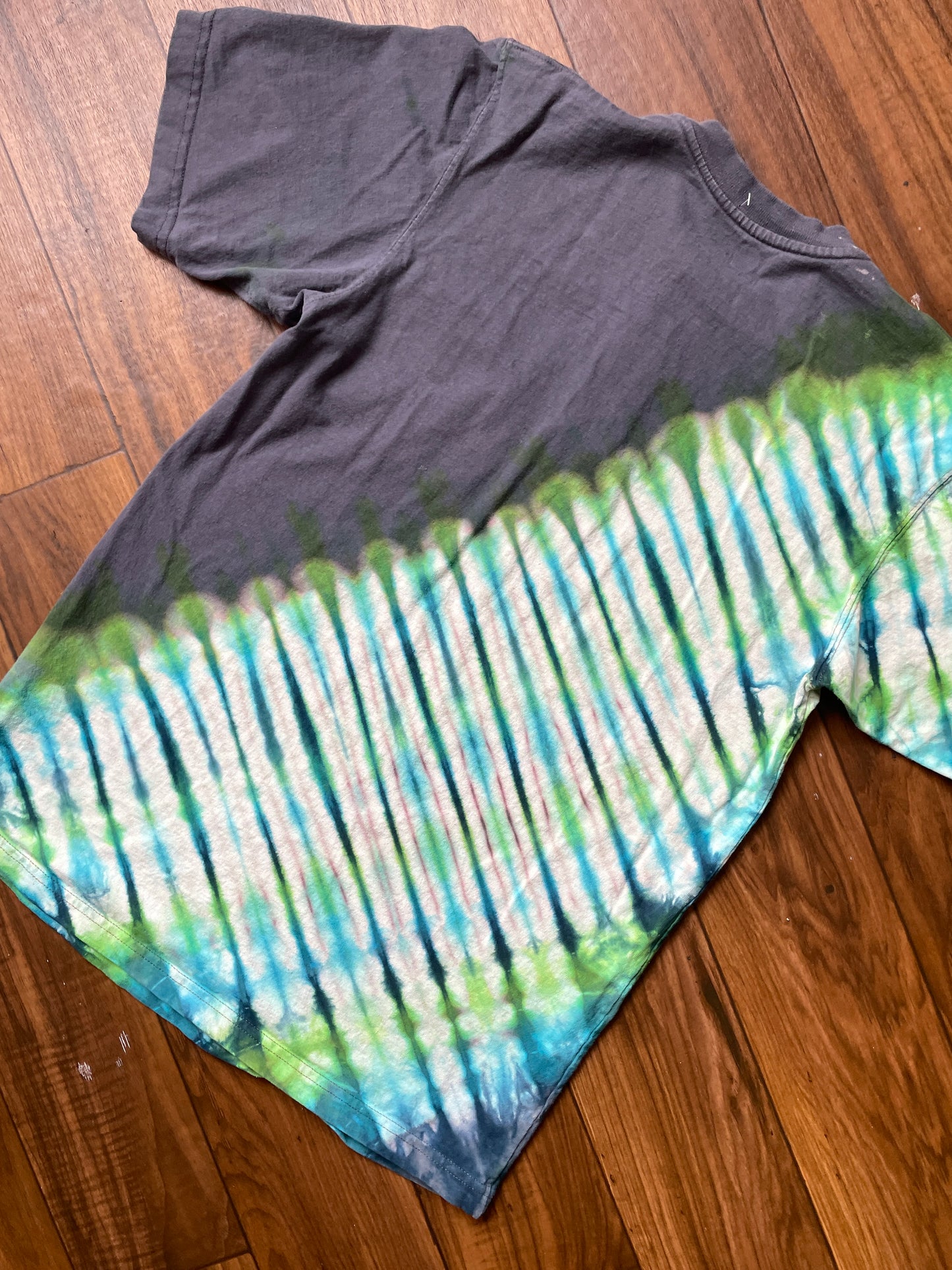 Men's Small Carhartt Tie Dye Short Sleeve T-Shirt