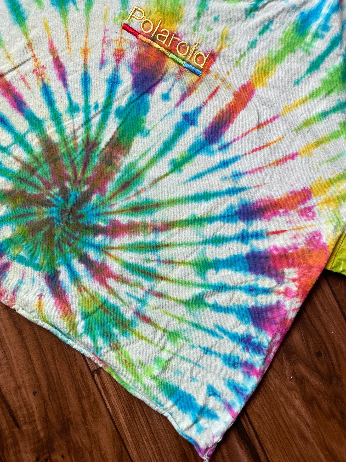 Men's XL Polaroid Tie Dye Short Sleeve Cropped T-Shirt