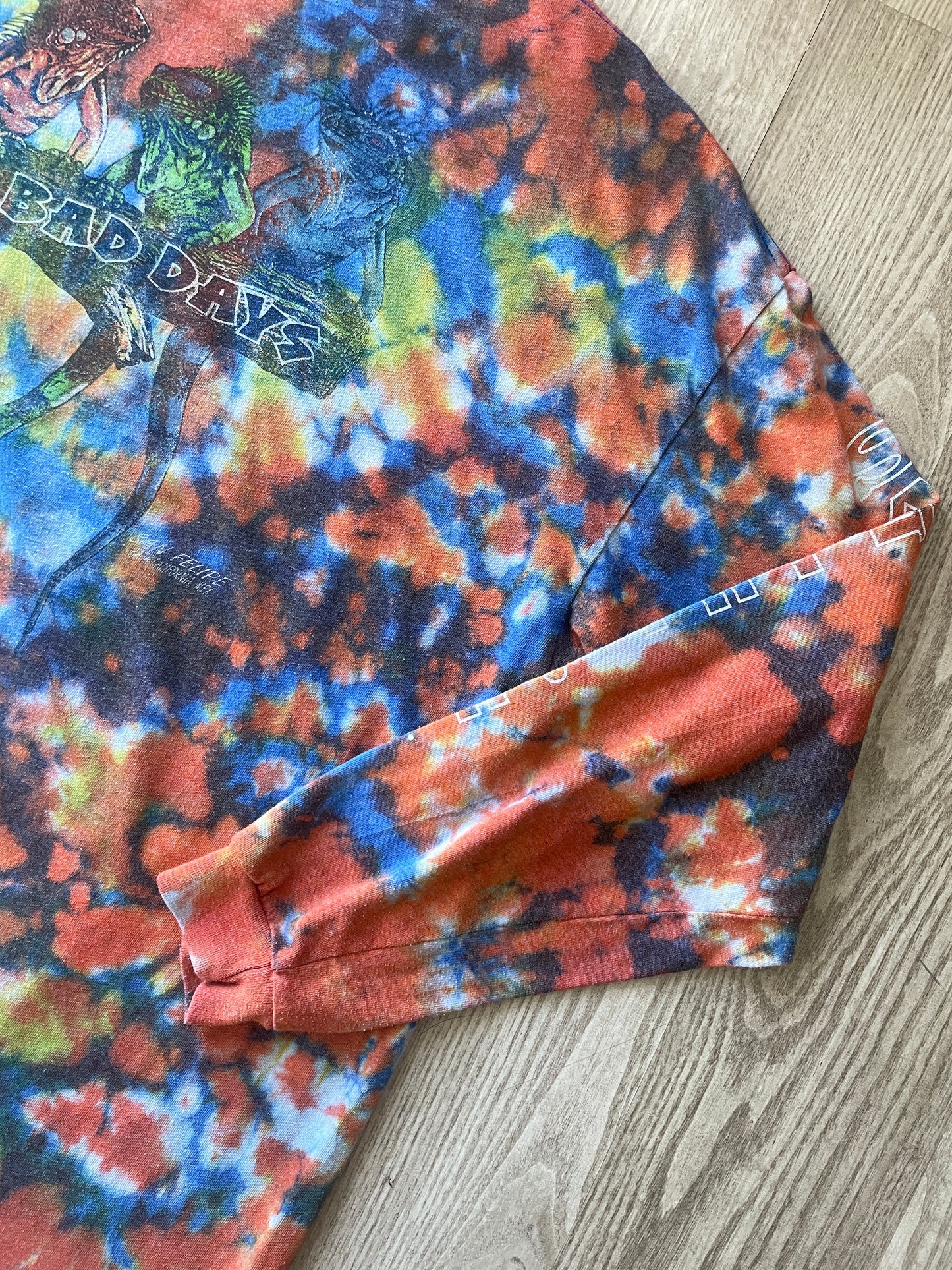 2XL Men's No Bad Days Lizard San Felipe MX Handmade Reverse Tie Dye Long Sleeve Sleeve T-Shirt | One-Of-a-Kind Upcycled Orange and Green Top