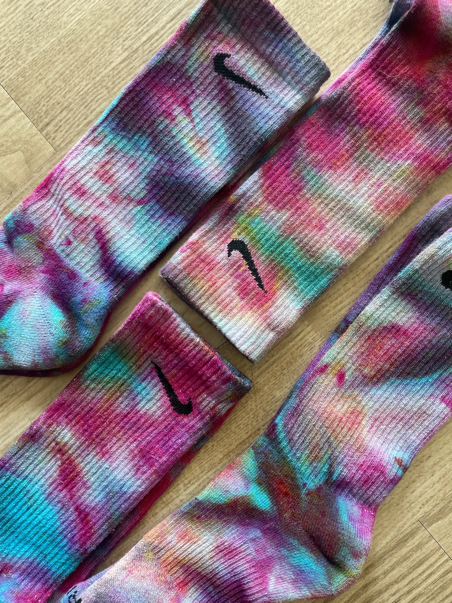 NIKE Socks Hand Tie Dyed Blue, Pink and Purple Galaxy Nike Dri-FIT Everyday Plus Crew Training Socks - Size Large (Men's 8-12/Women's 10-13)