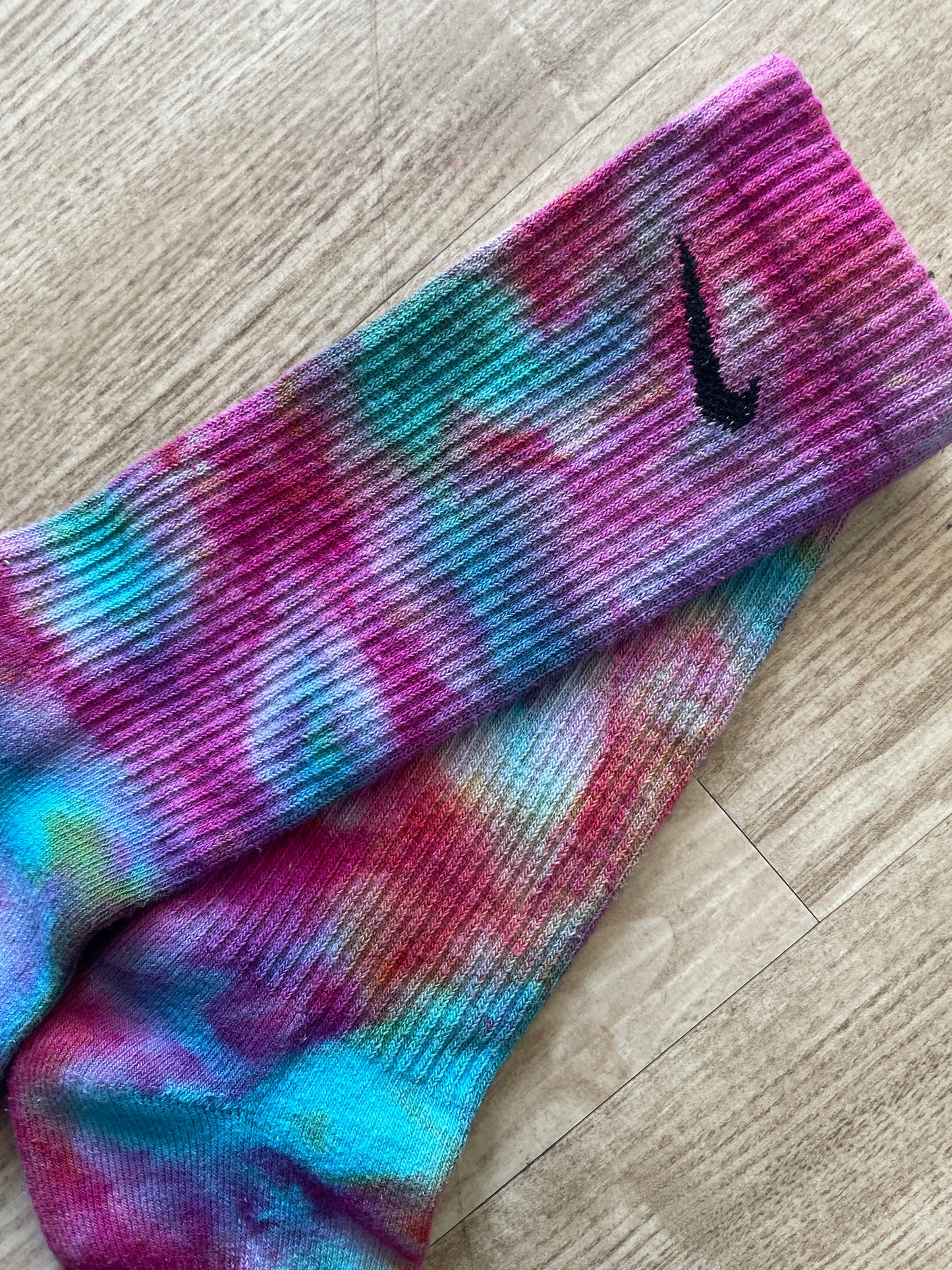 NIKE Socks Hand Tie Dyed Blue, Pink and Purple Galaxy Nike Dri-FIT Everyday Plus Crew Training Socks - Size Large (Men's 8-12/Women's 10-13)