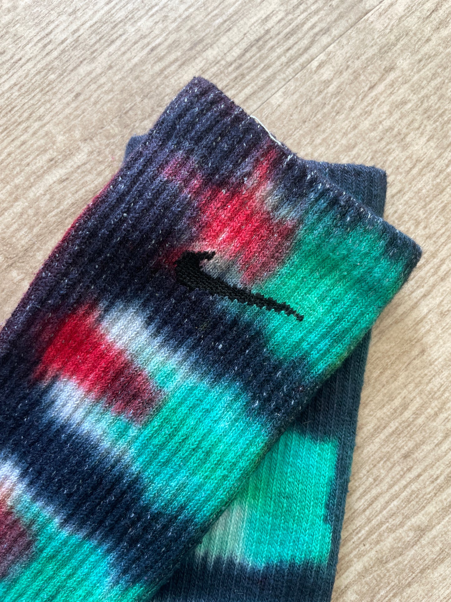 NIKE Christmas Socks Hand Tie Dyed Red, Green, and Black Nike Dri-FIT Everyday Plus Crew Training Socks - Size Large (Men's 8-12/Women's 10-13)