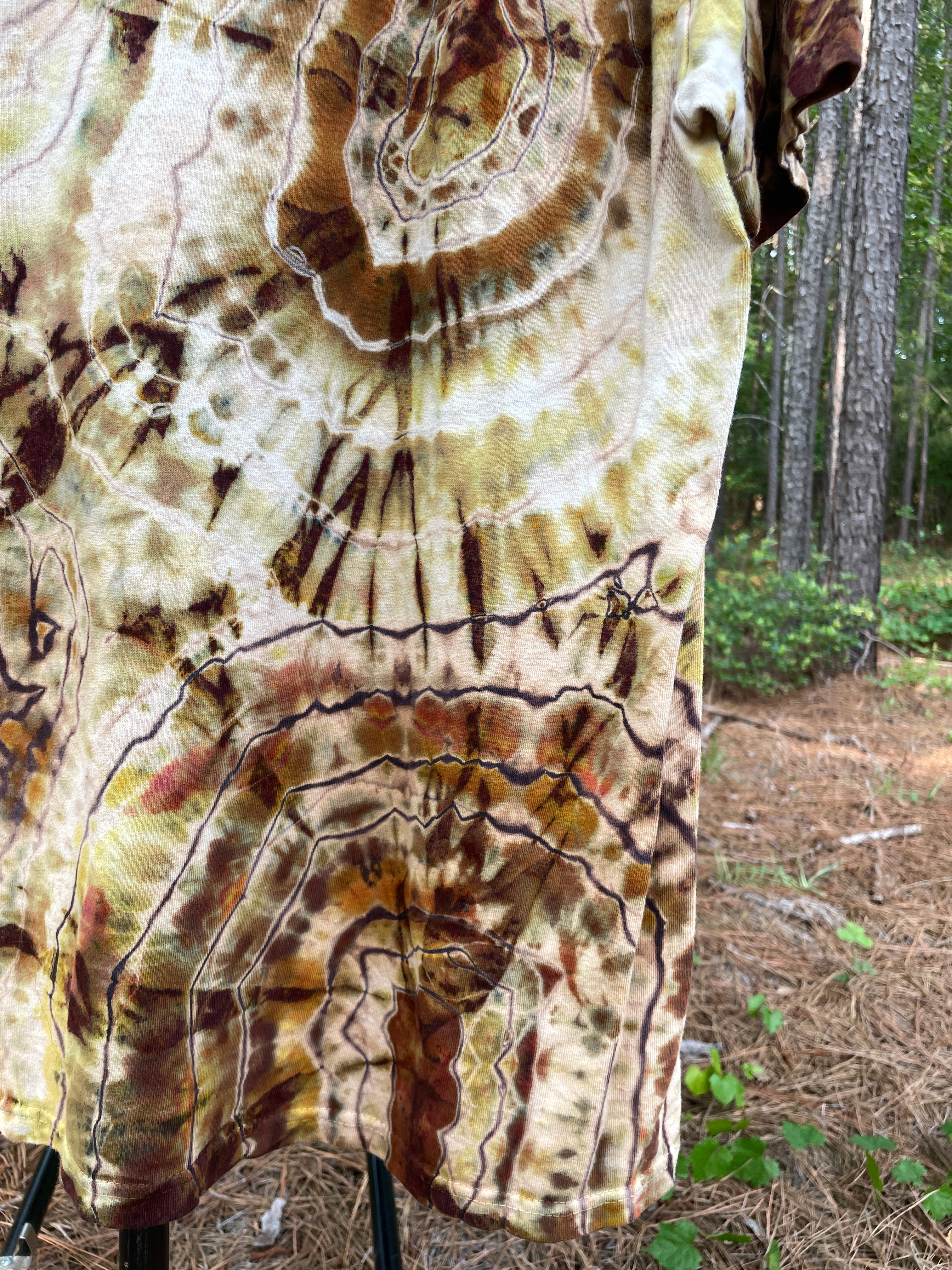 Chimpanzee Brown and Gold Hand-Tie Dyed Short Sleeve T-Shirt (Men's Large)