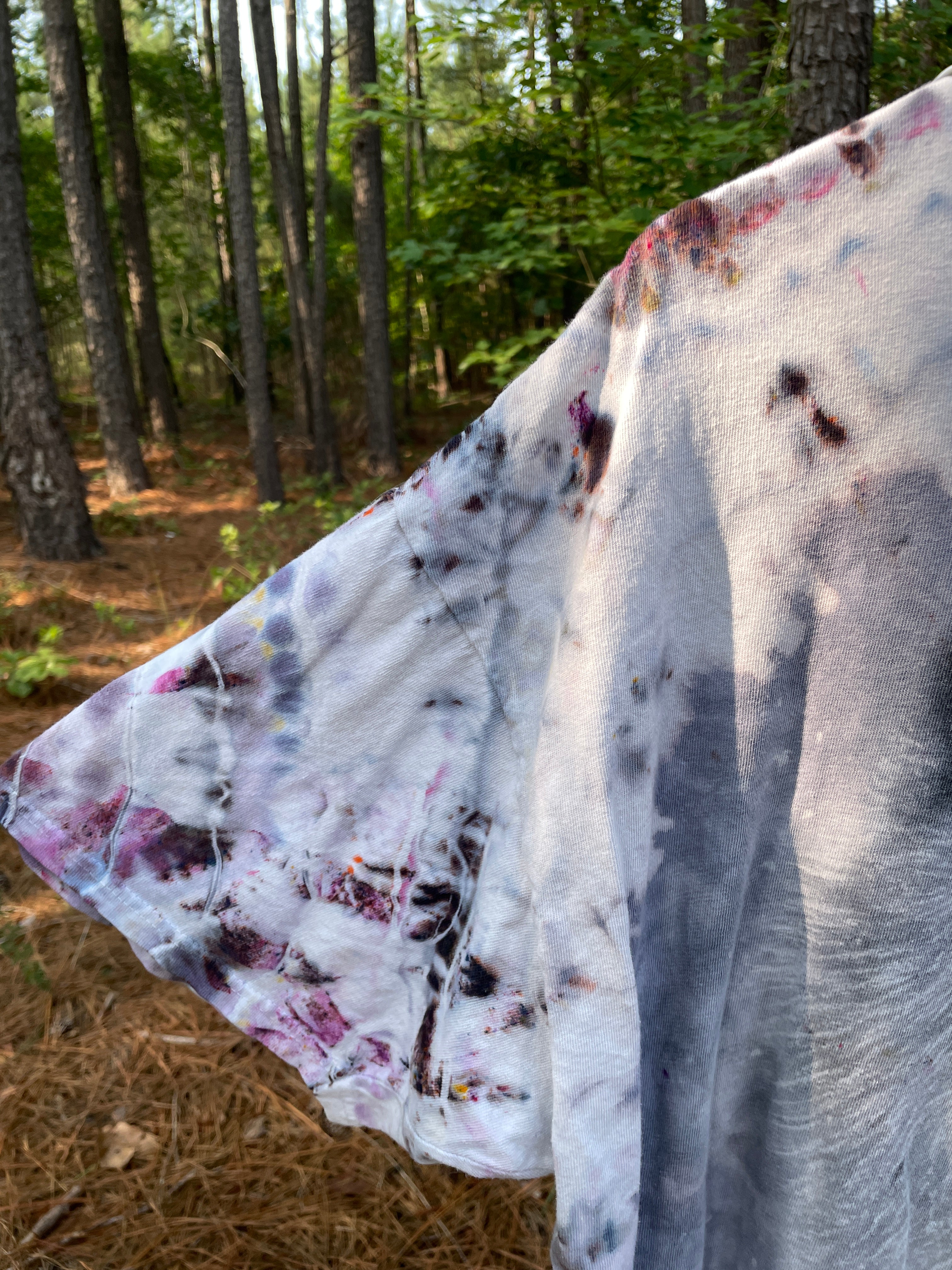 Gray and White Wolf Hand-Tie Dyed Short Sleeve T-Shirt (Men's 2XL)