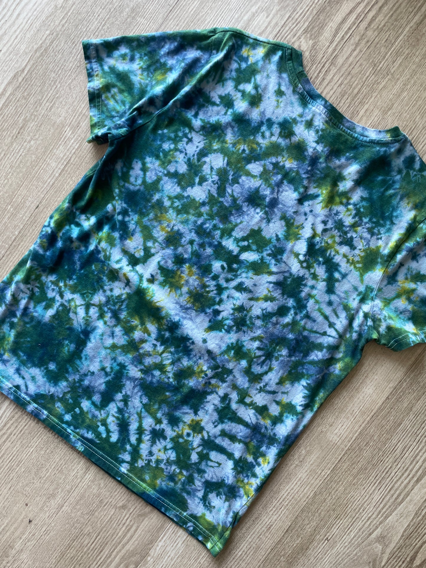 Medium Men's LITE IPA Reverse Tie Dye Short Sleeve T-Shirt | One-Of-a-Kind Upcycled White and Blue Crumpled Top