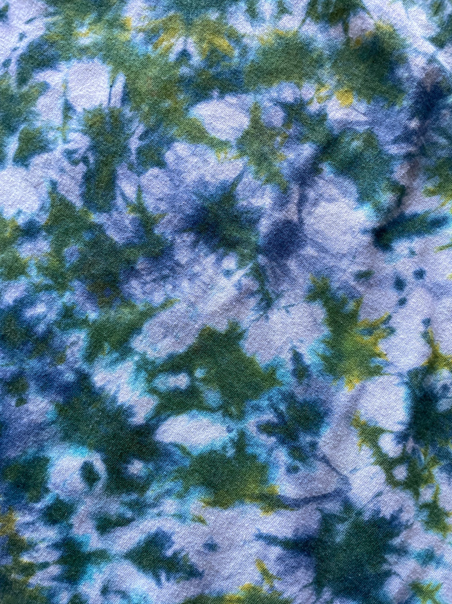 Medium Men's LITE IPA Reverse Tie Dye Short Sleeve T-Shirt | One-Of-a-Kind Upcycled White and Blue Crumpled Top