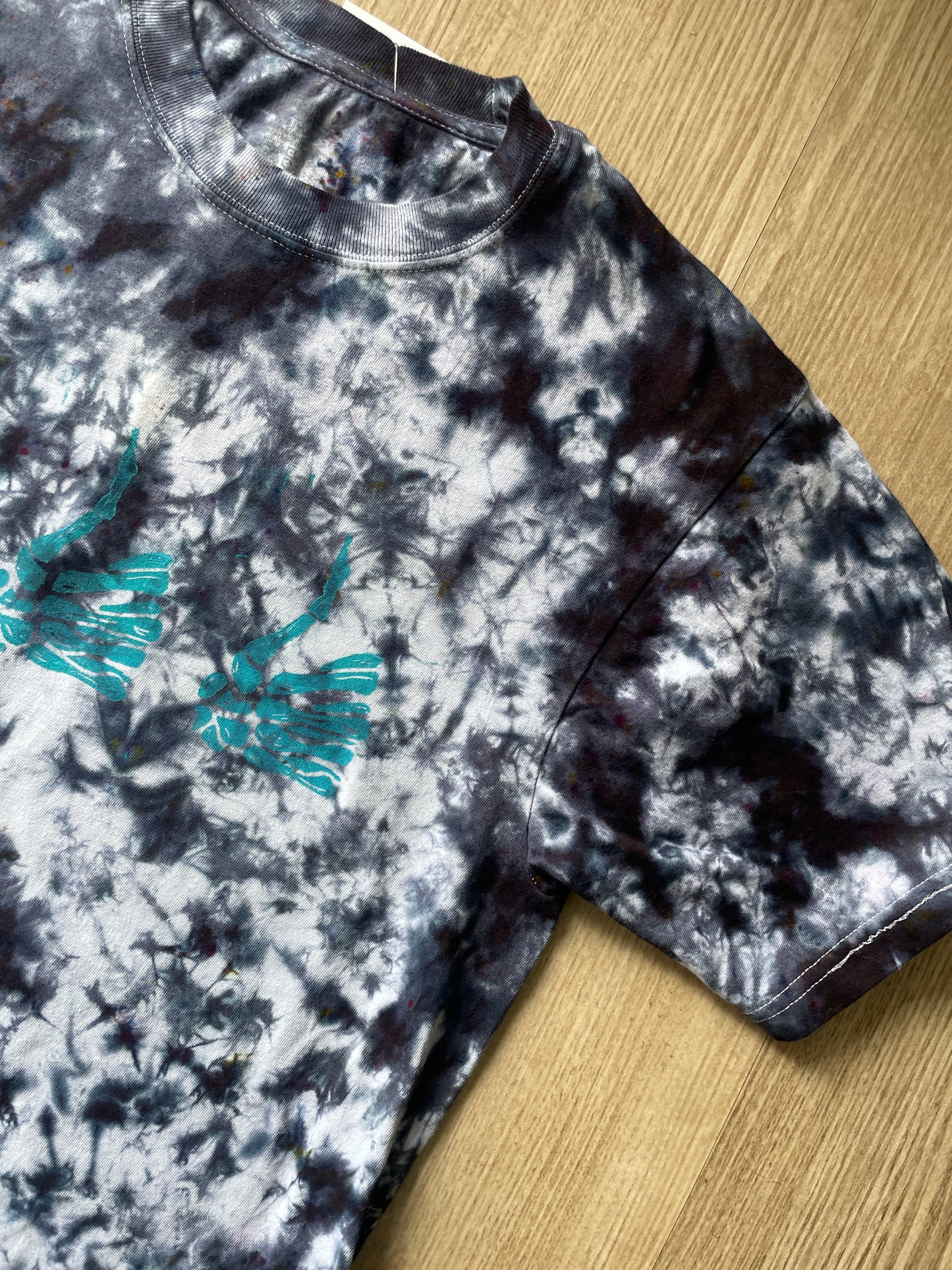 Medium Men's Thumbs Up Skeleton Hands Handmade Reverse Tie Dye Short Sleeve T-Shirt | One-Of-a-Kind Upcycled White and Black Crumpled Top