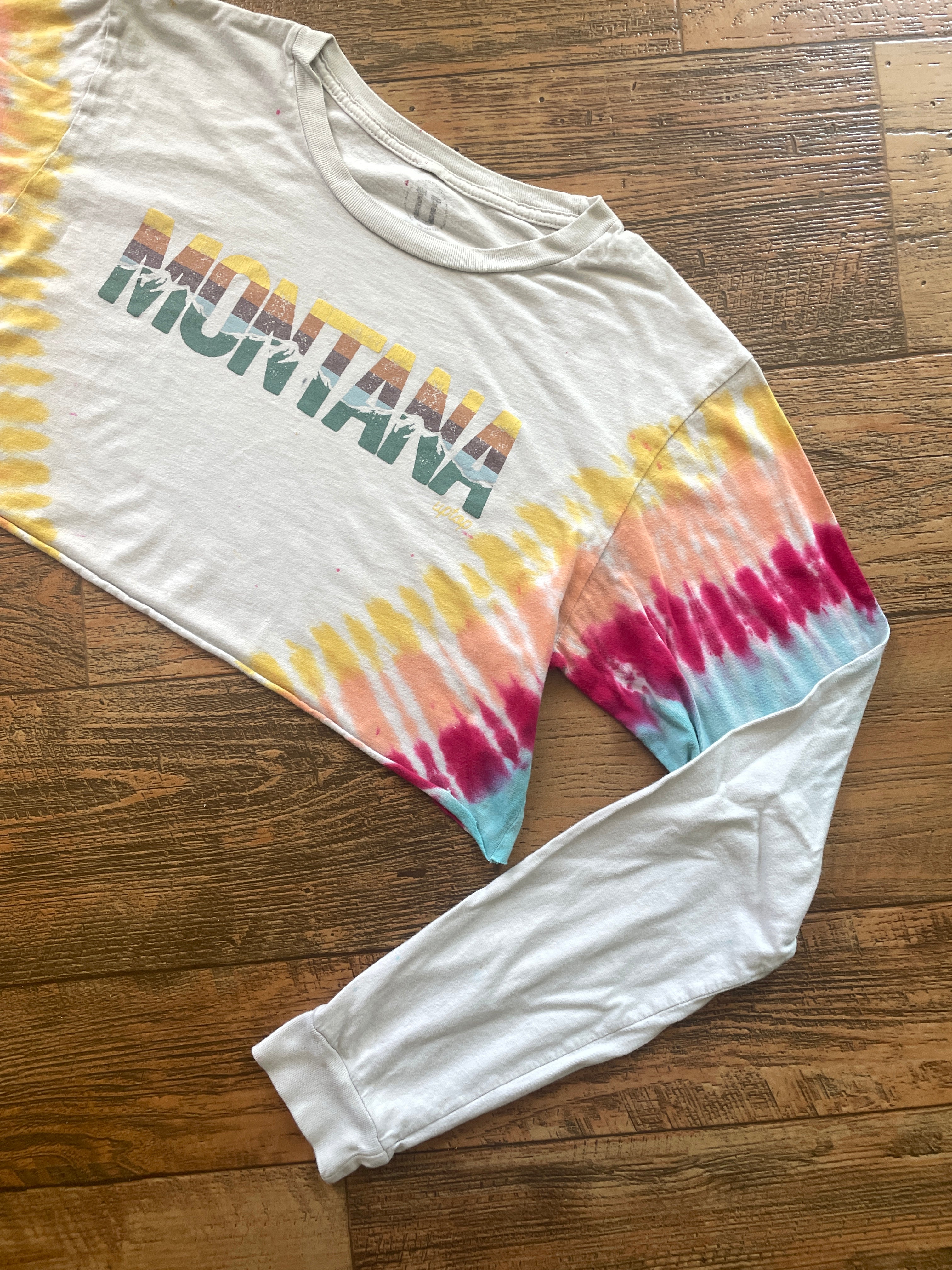 MONTANA Hand-Tie Dyed Long Sleeve Crop Top (Men's Medium)