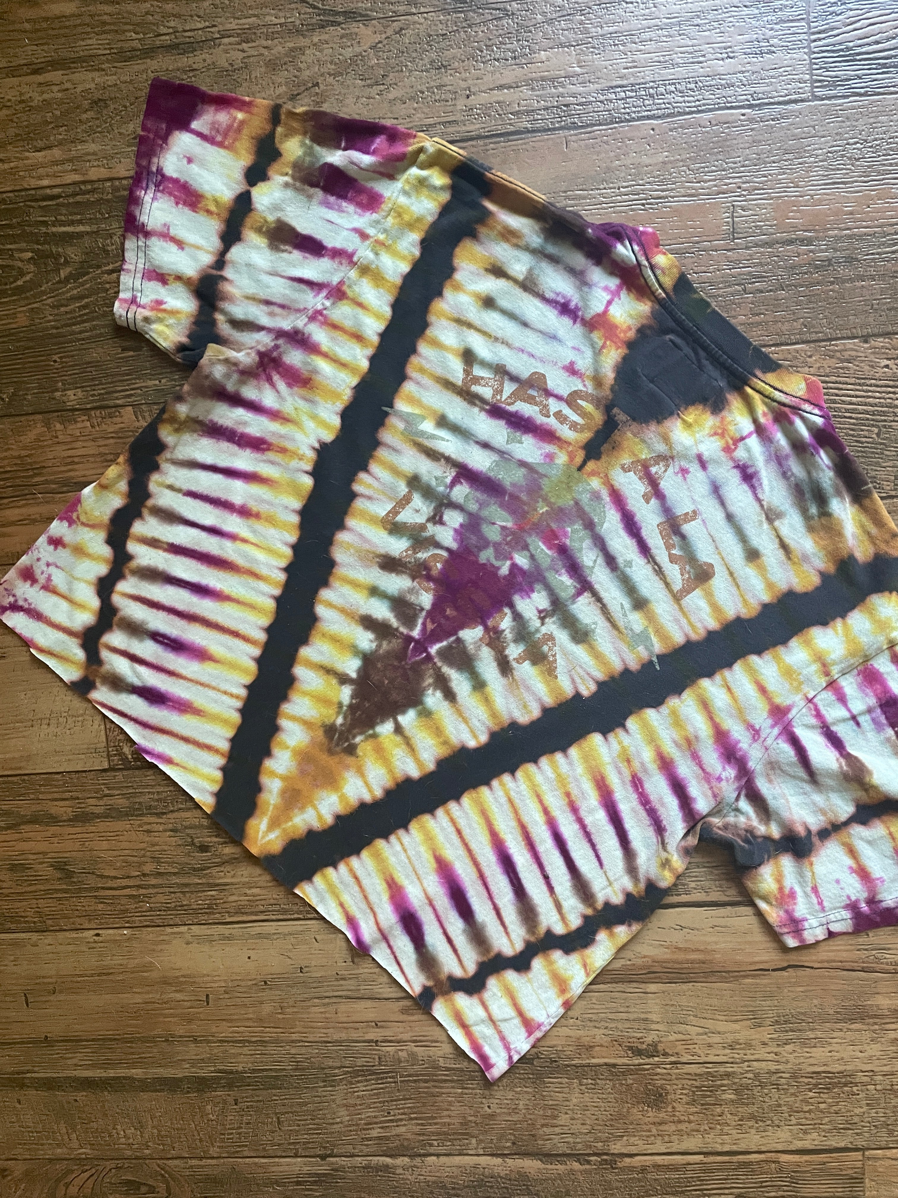 Hasta La Vissla Handmade Tie Dye Crop Top (Men's Medium)