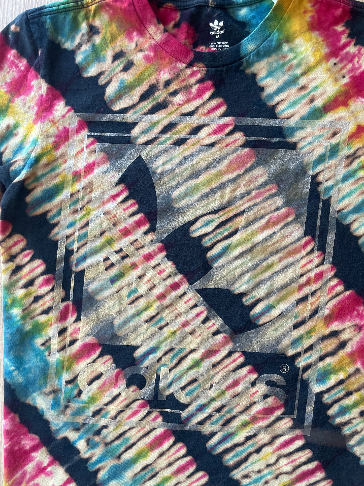 MEDIUM Men’s adidas Handmade Reverse Tie Dye Long Sleeve T-Shirt | Black, Red, Yellow, and Blue Pleated Long Sleeve