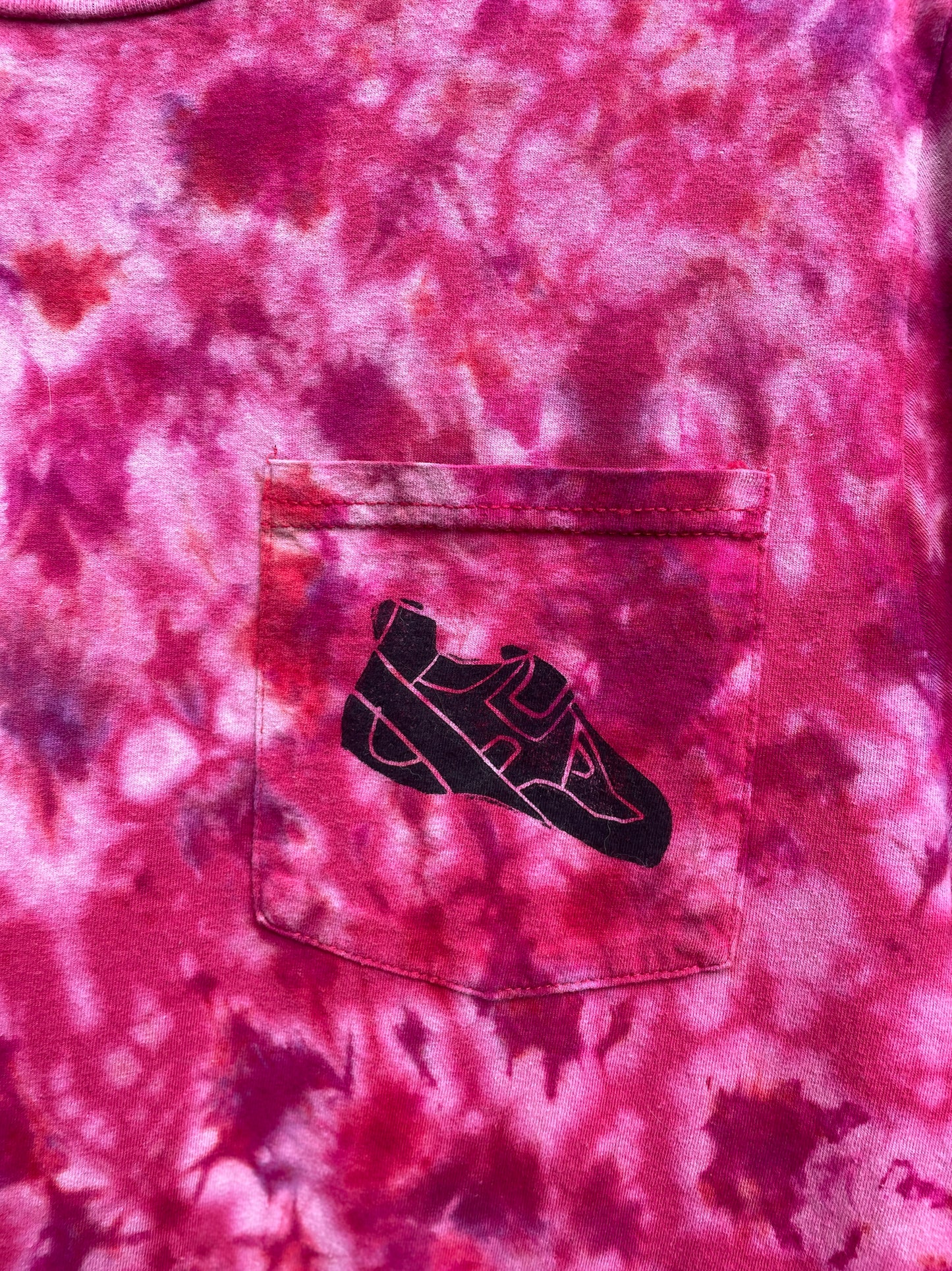 Men's Medium Climbing Shoe Tie Dye Short Sleeve T-Shirt